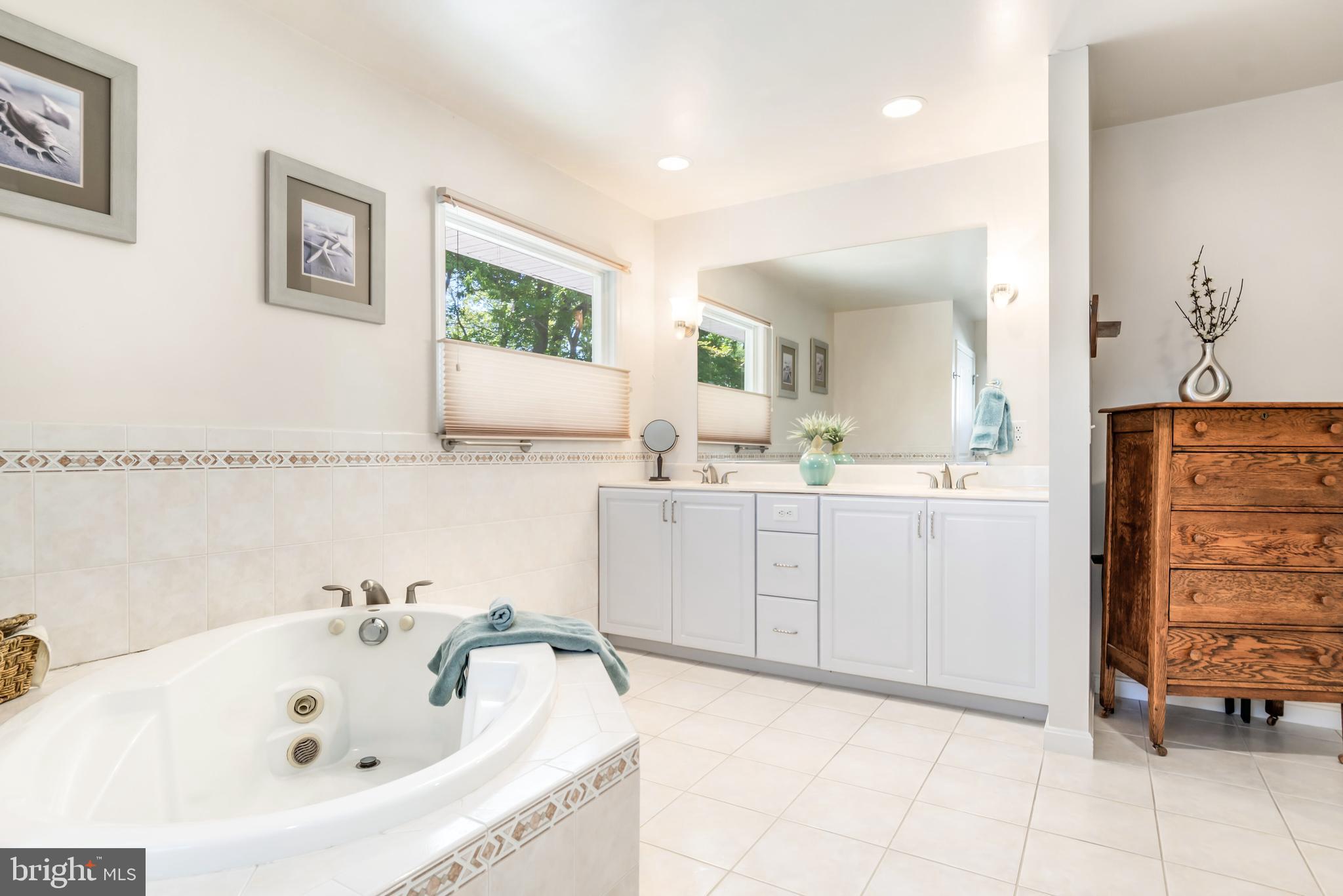 HICKORY RIDGE - Residential