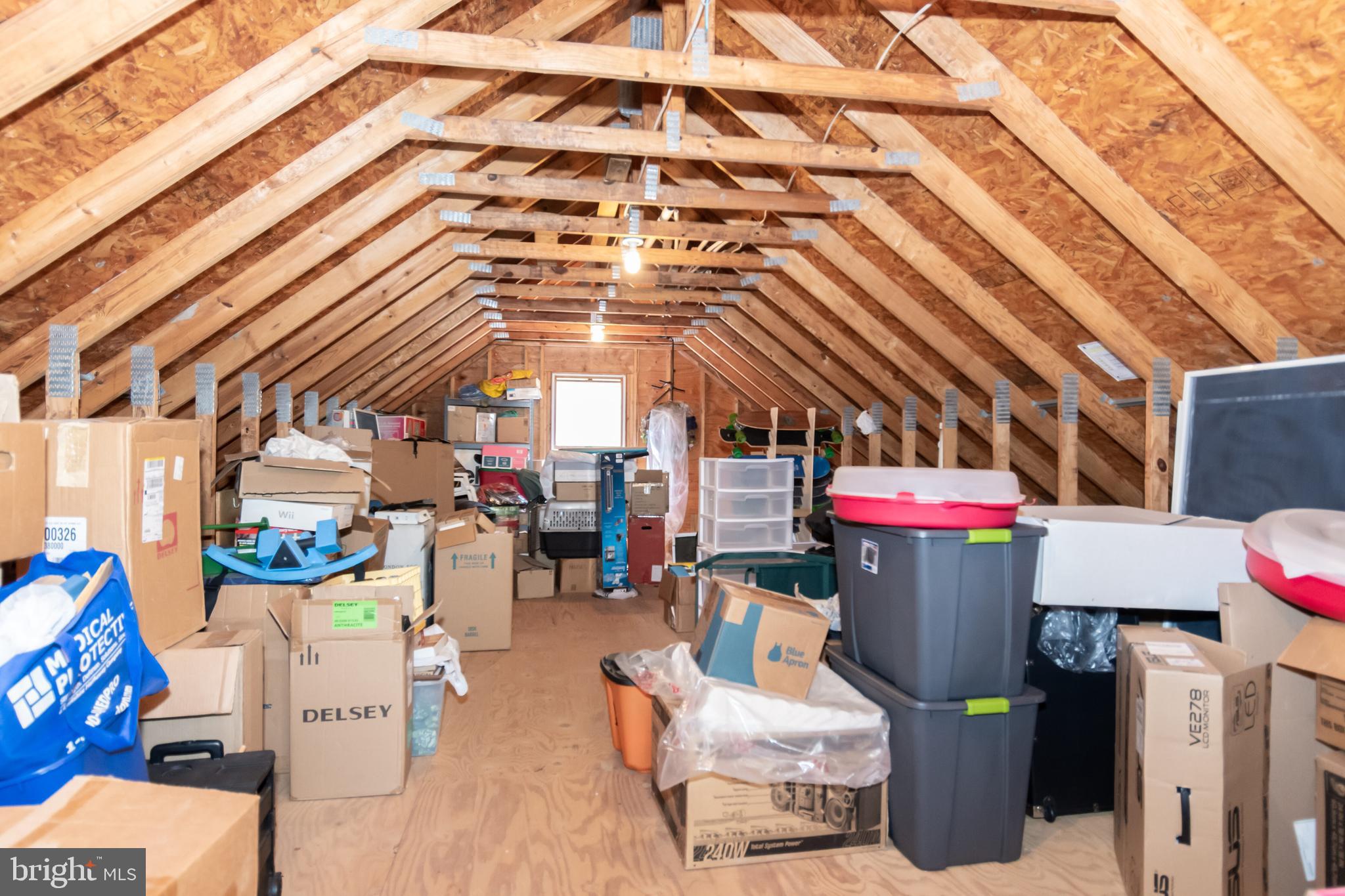 HICKORY RIDGE - Residential