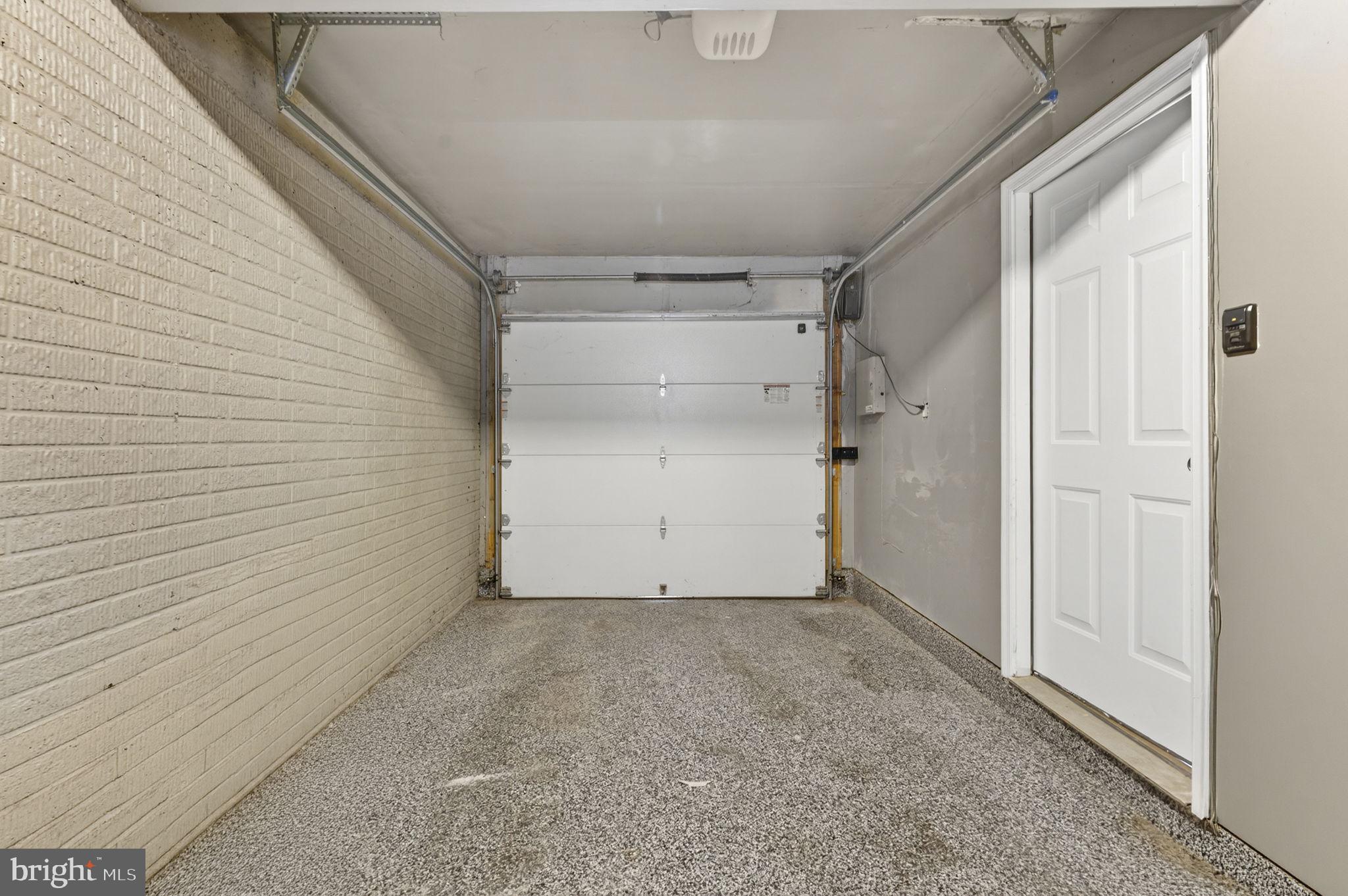 SALEM FIELDS - Residential