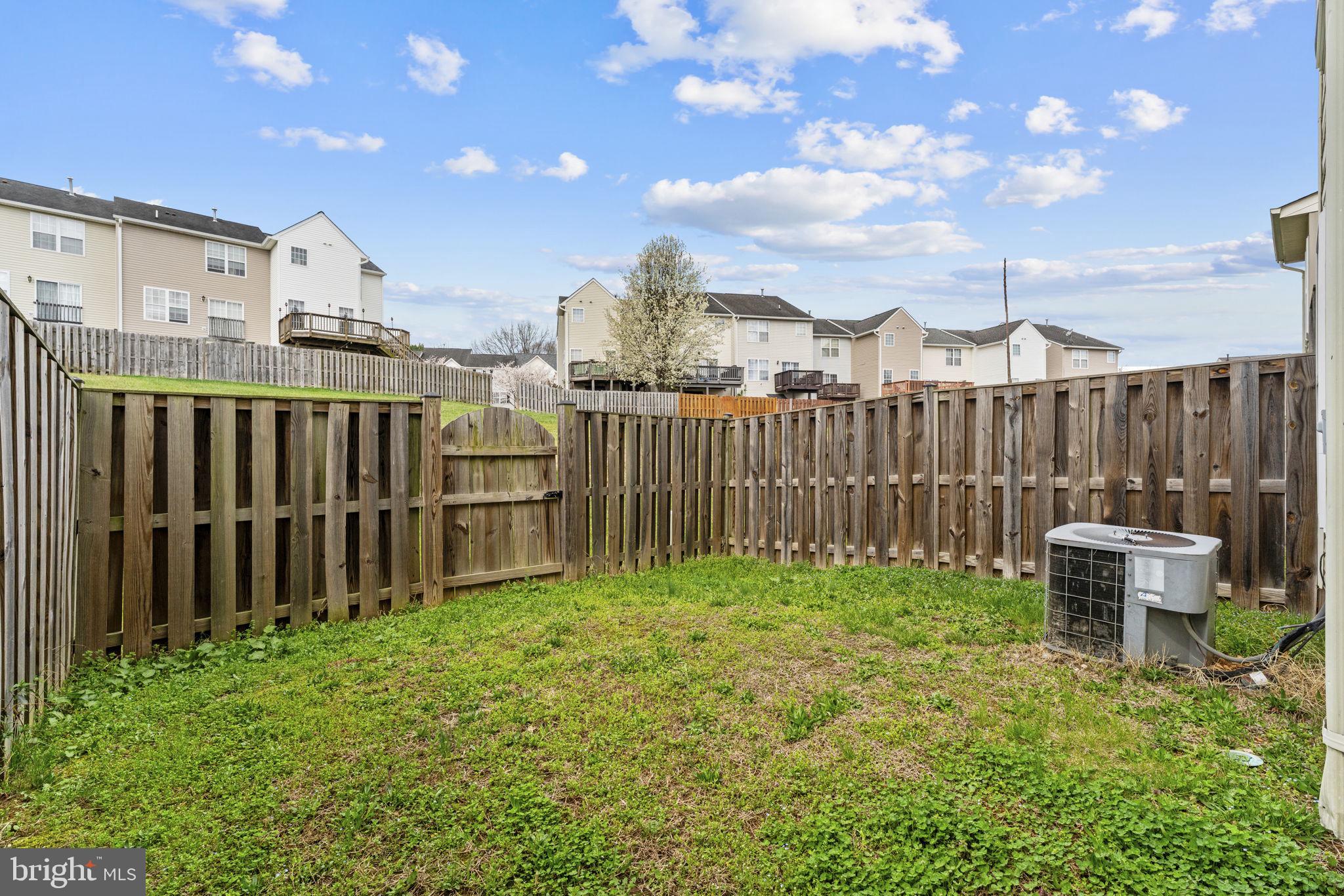 SALEM FIELDS - Residential