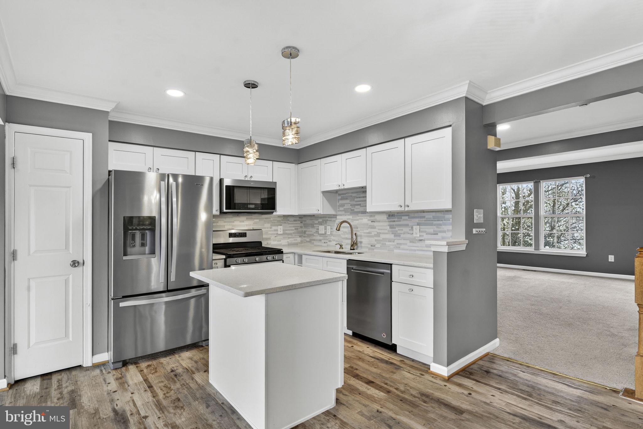 SALEM FIELDS - Residential