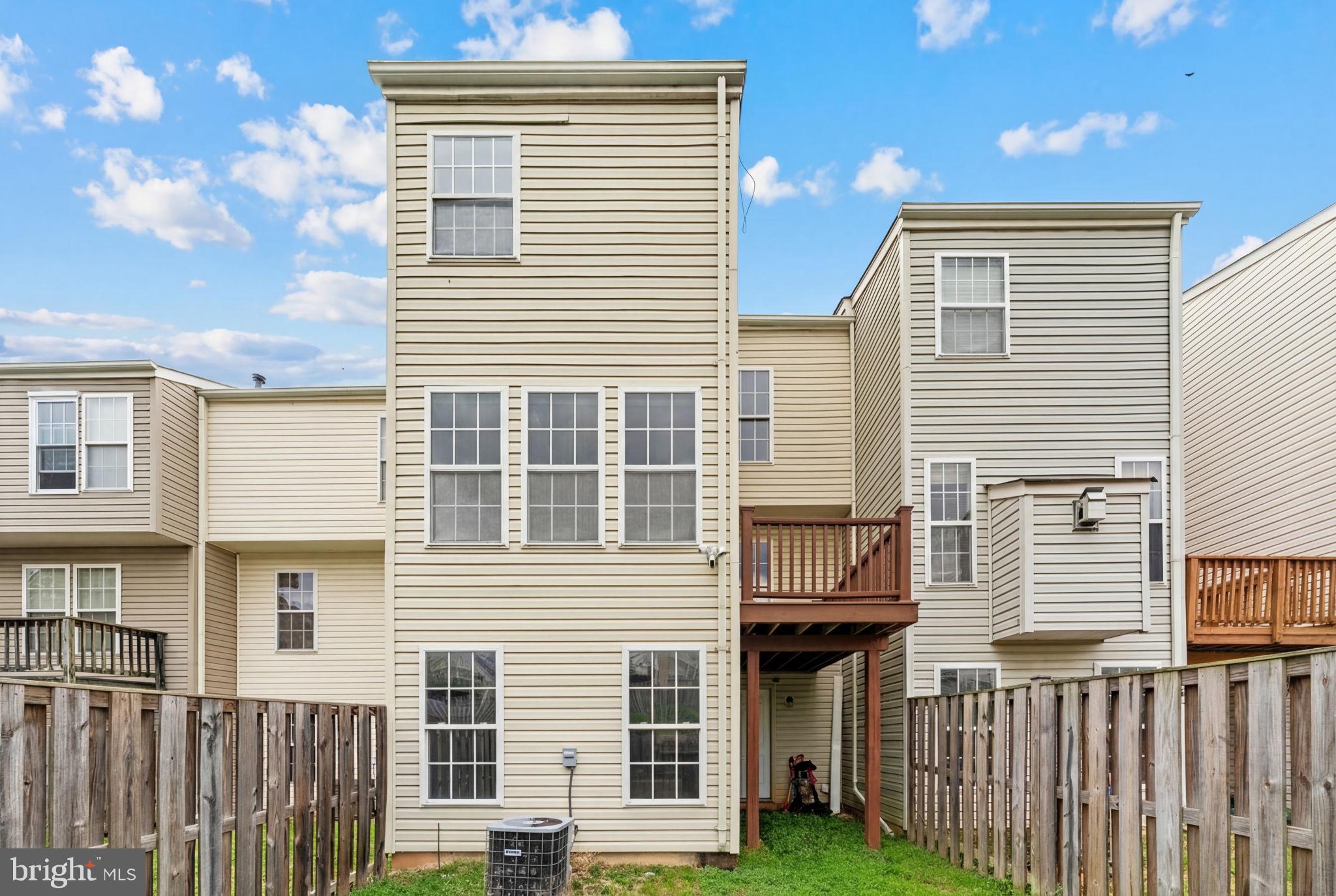 SALEM FIELDS - Residential