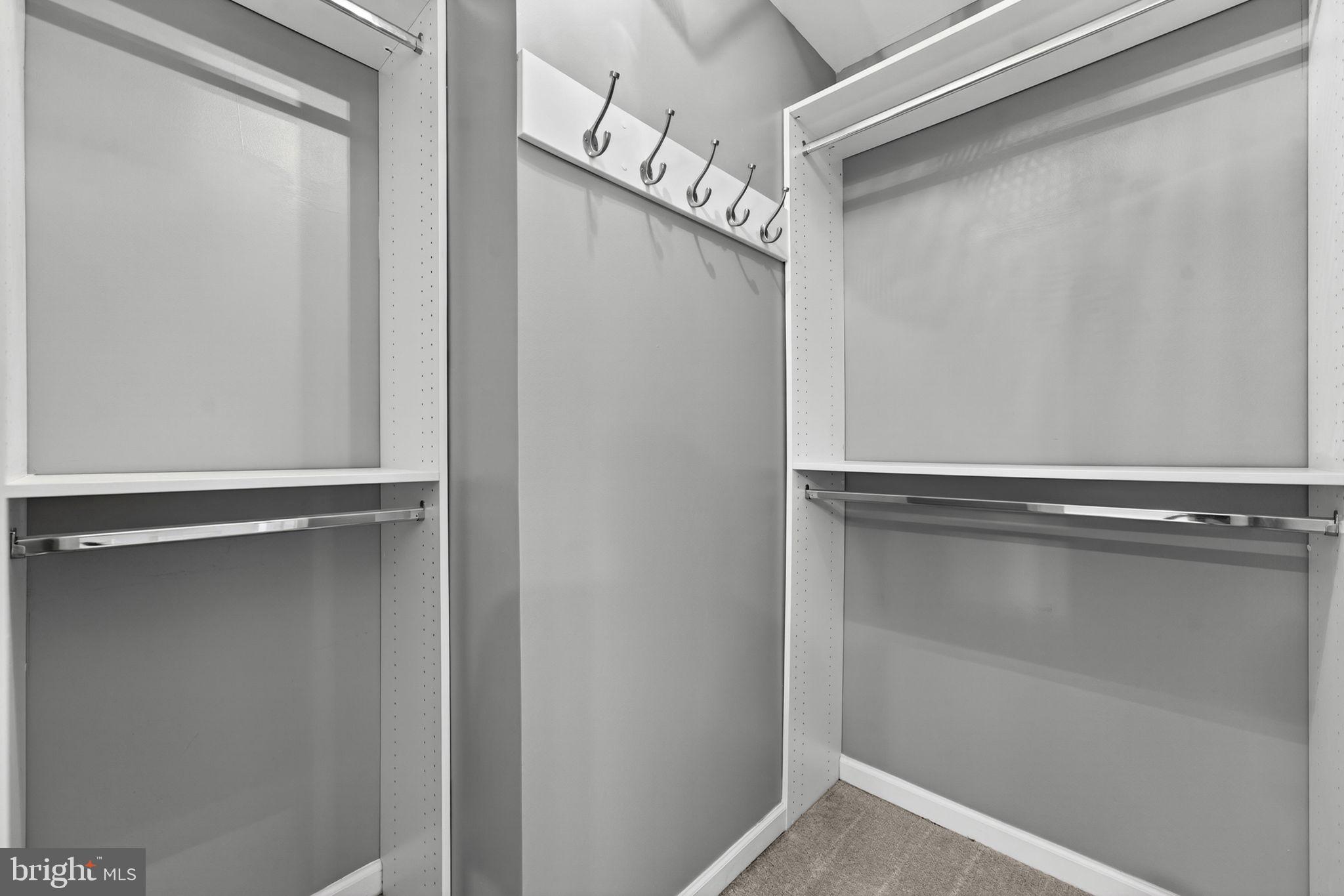 SALEM FIELDS - Residential