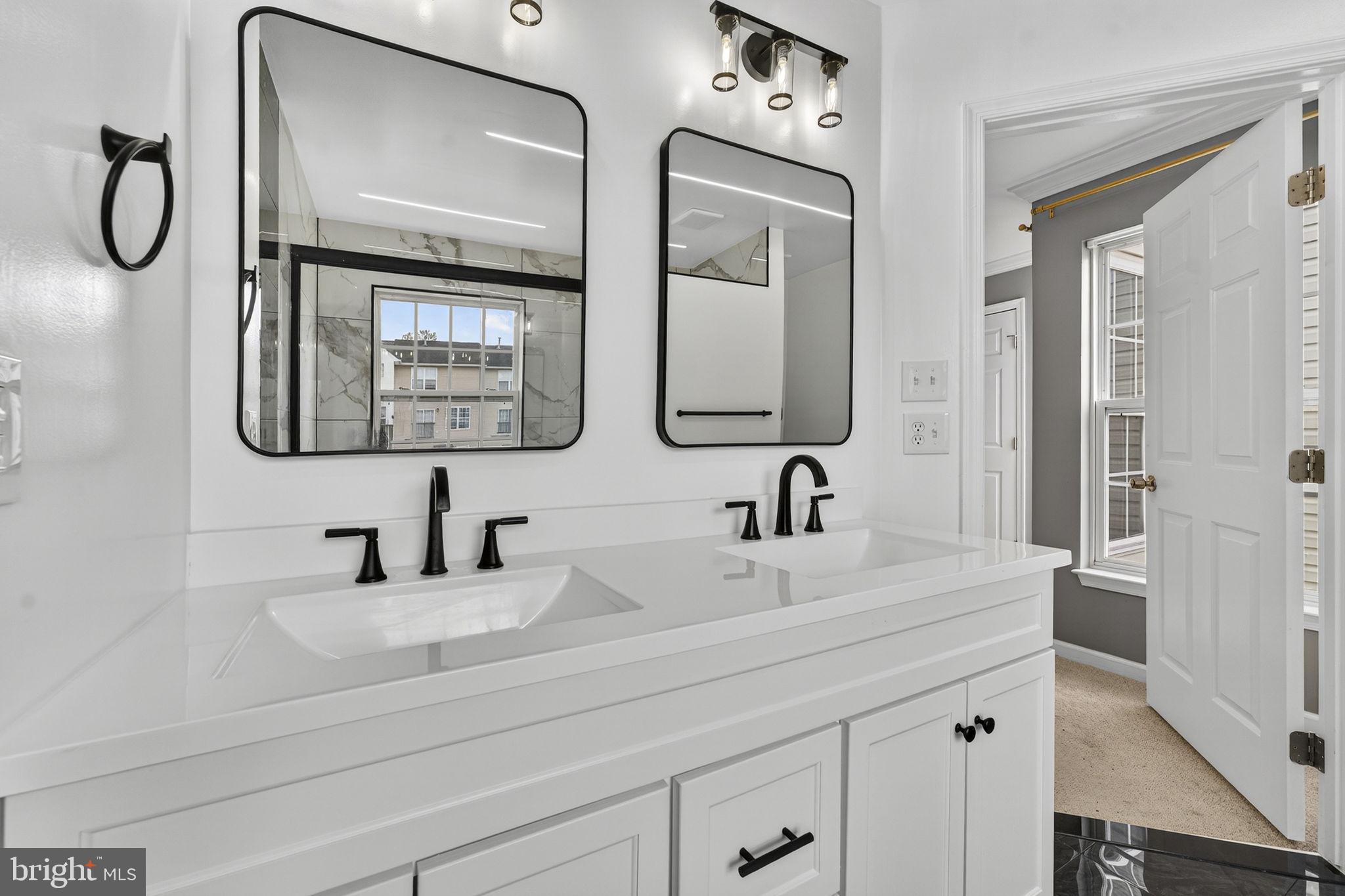 SALEM FIELDS - Residential