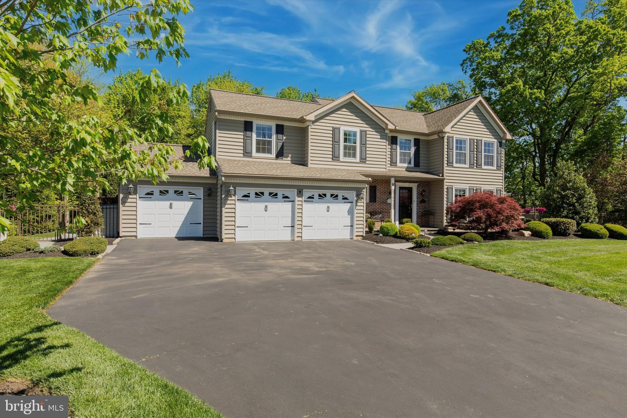 1416 LONG POND DRIVE