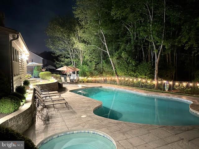 HIDDEN POND - Residential