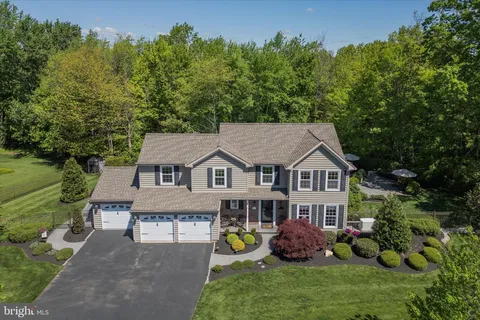 1416 Long Pond Drive, Warrington, PA MLS: PABU2095412