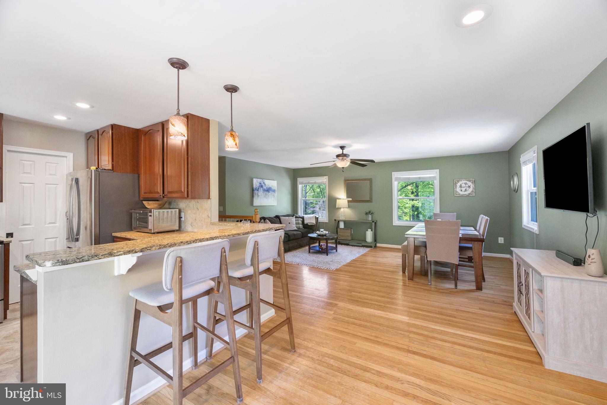 RUBERT MANOR - Residential