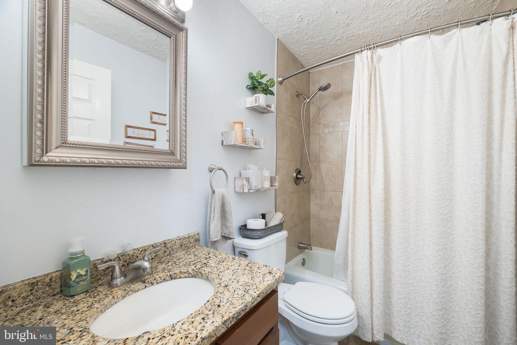 RUBERT MANOR - Residential