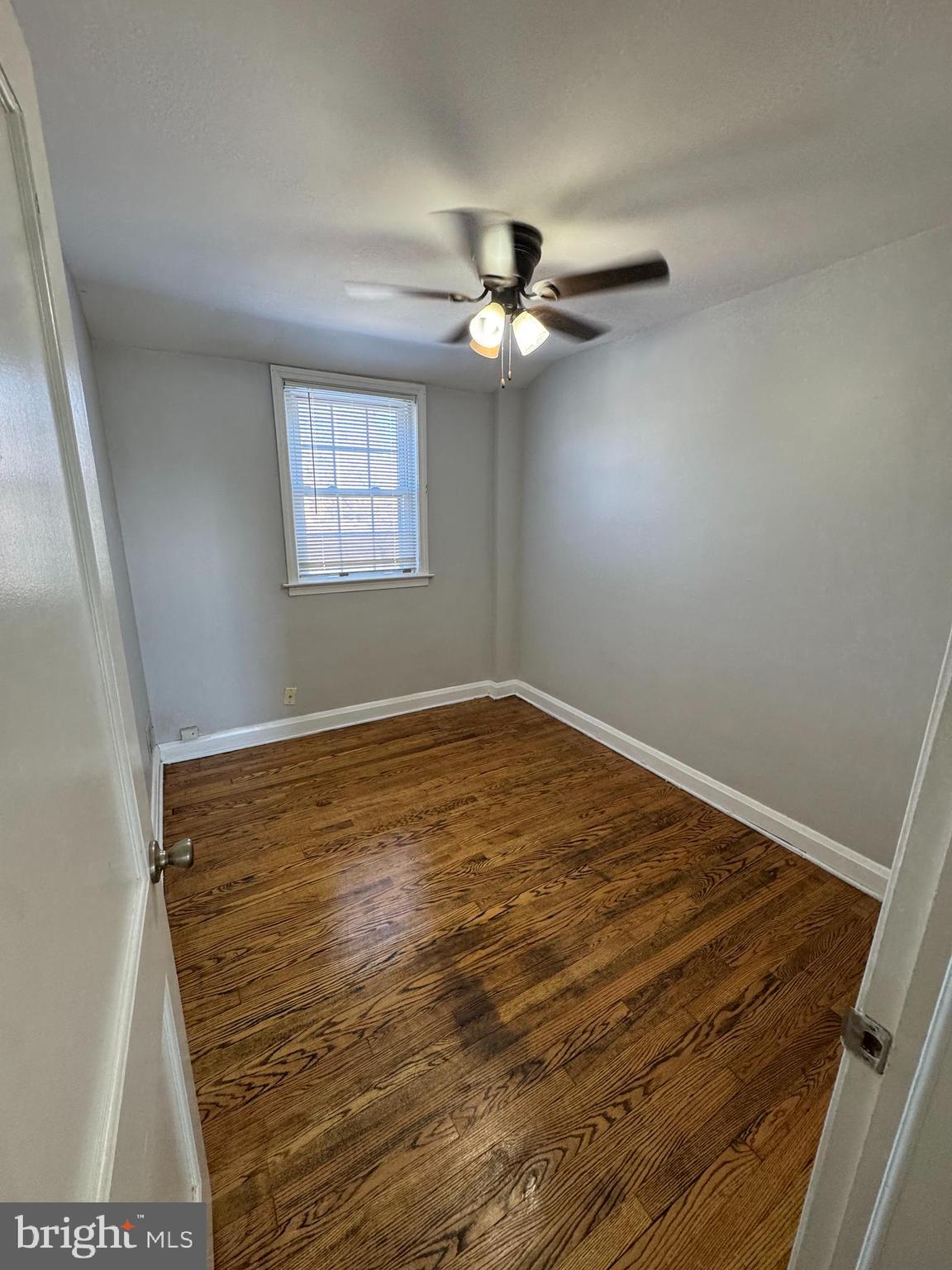 KNETTISHALL - Residential Lease