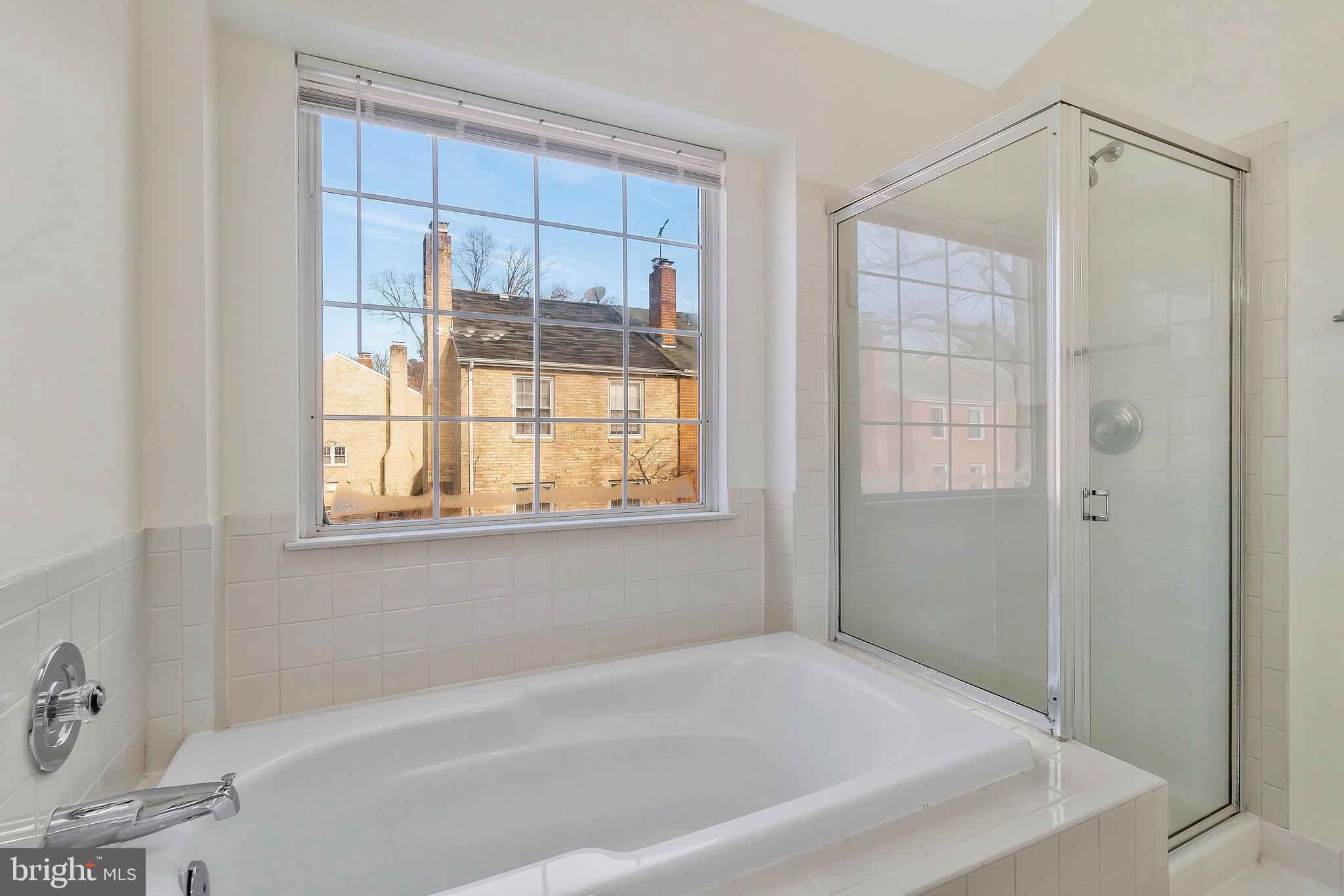 CAMBRIDGE PARK - Residential Lease