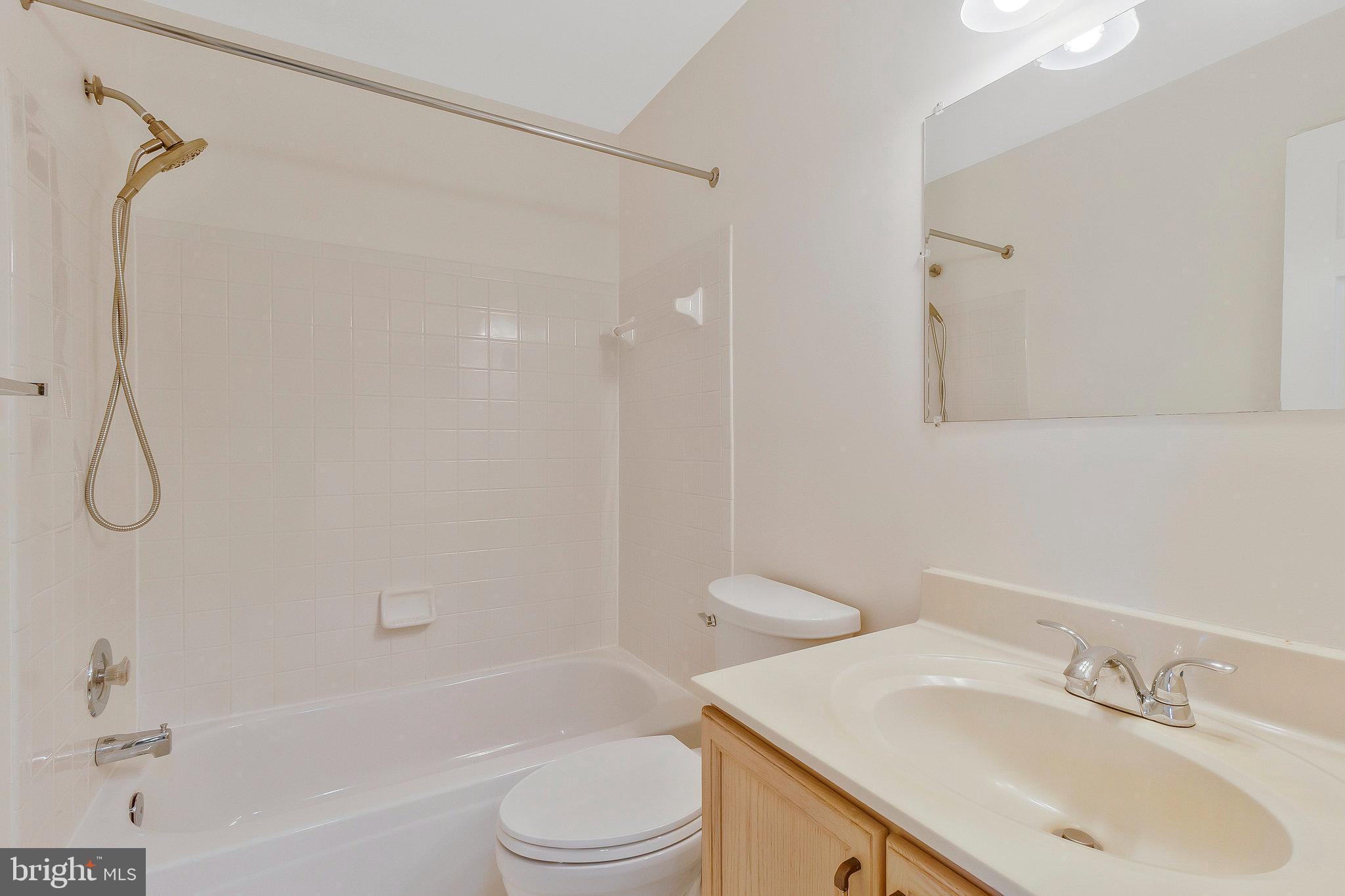 CAMBRIDGE PARK - Residential Lease