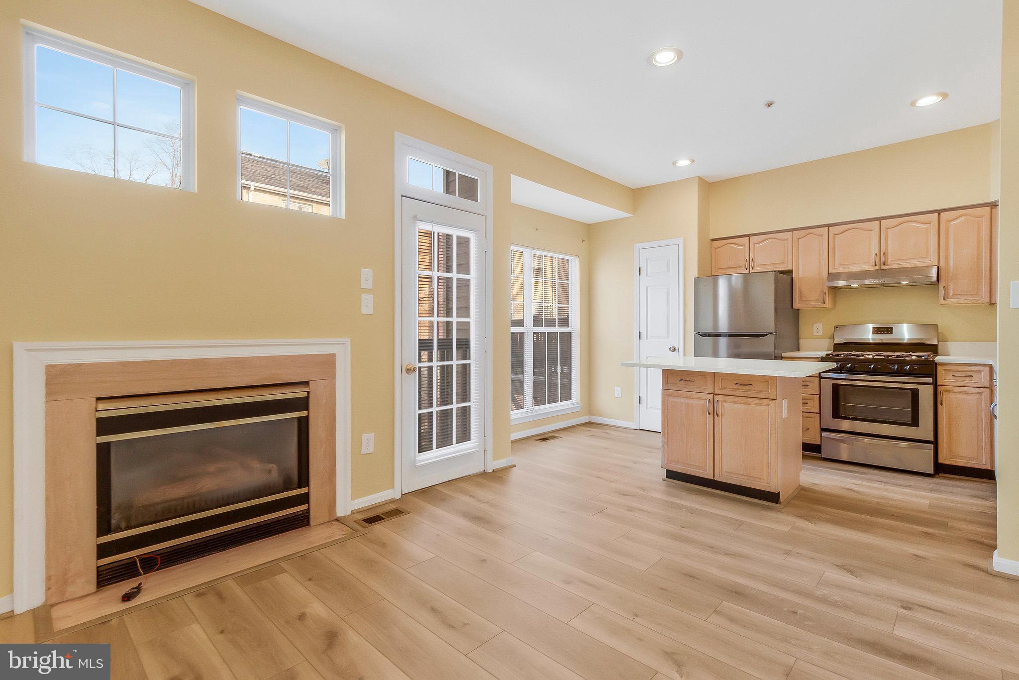 CAMBRIDGE PARK - Residential Lease