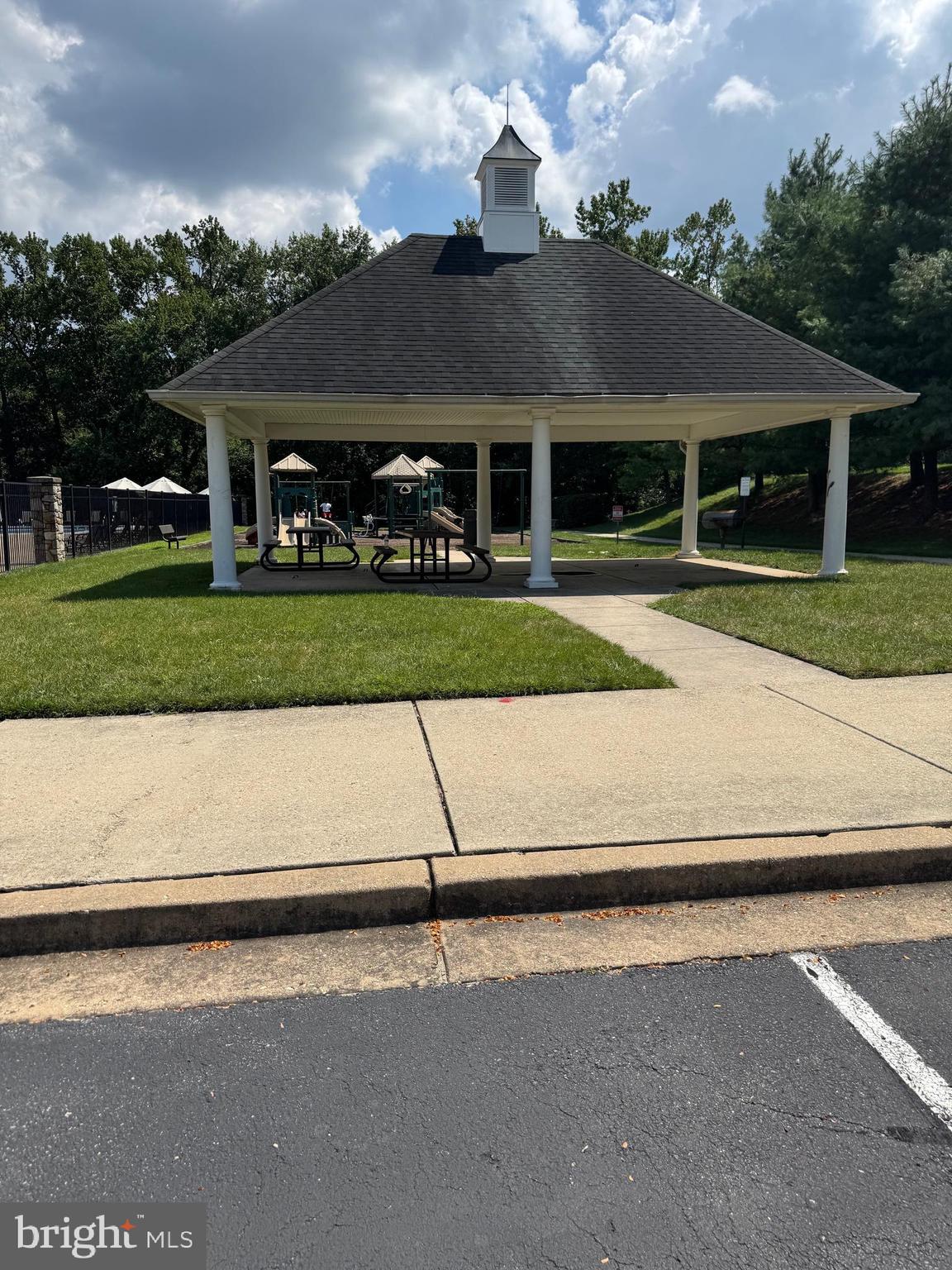 VILLAGES OF DORCHESTER - Residential