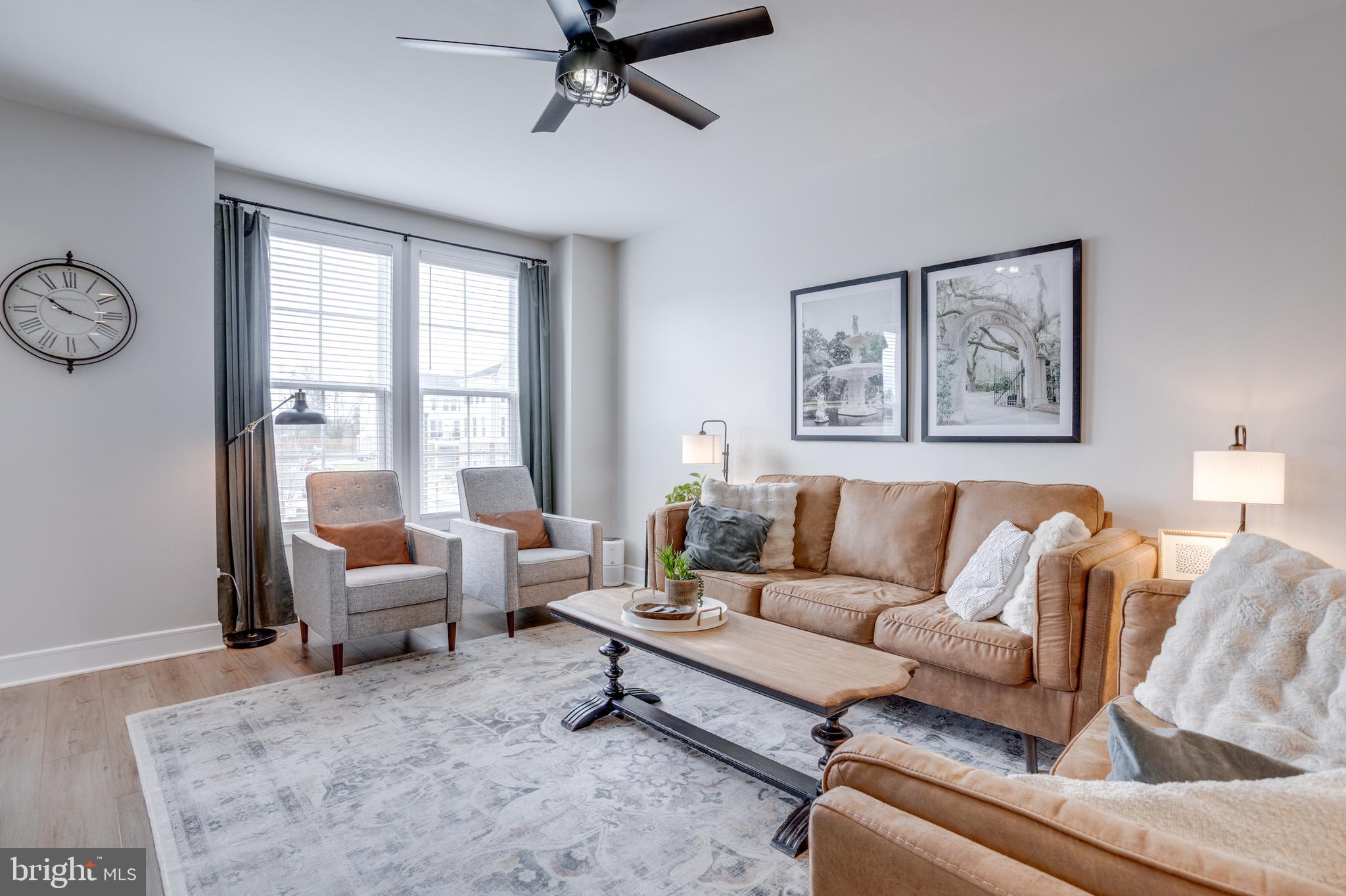 ROBINSON MANOR - Residential