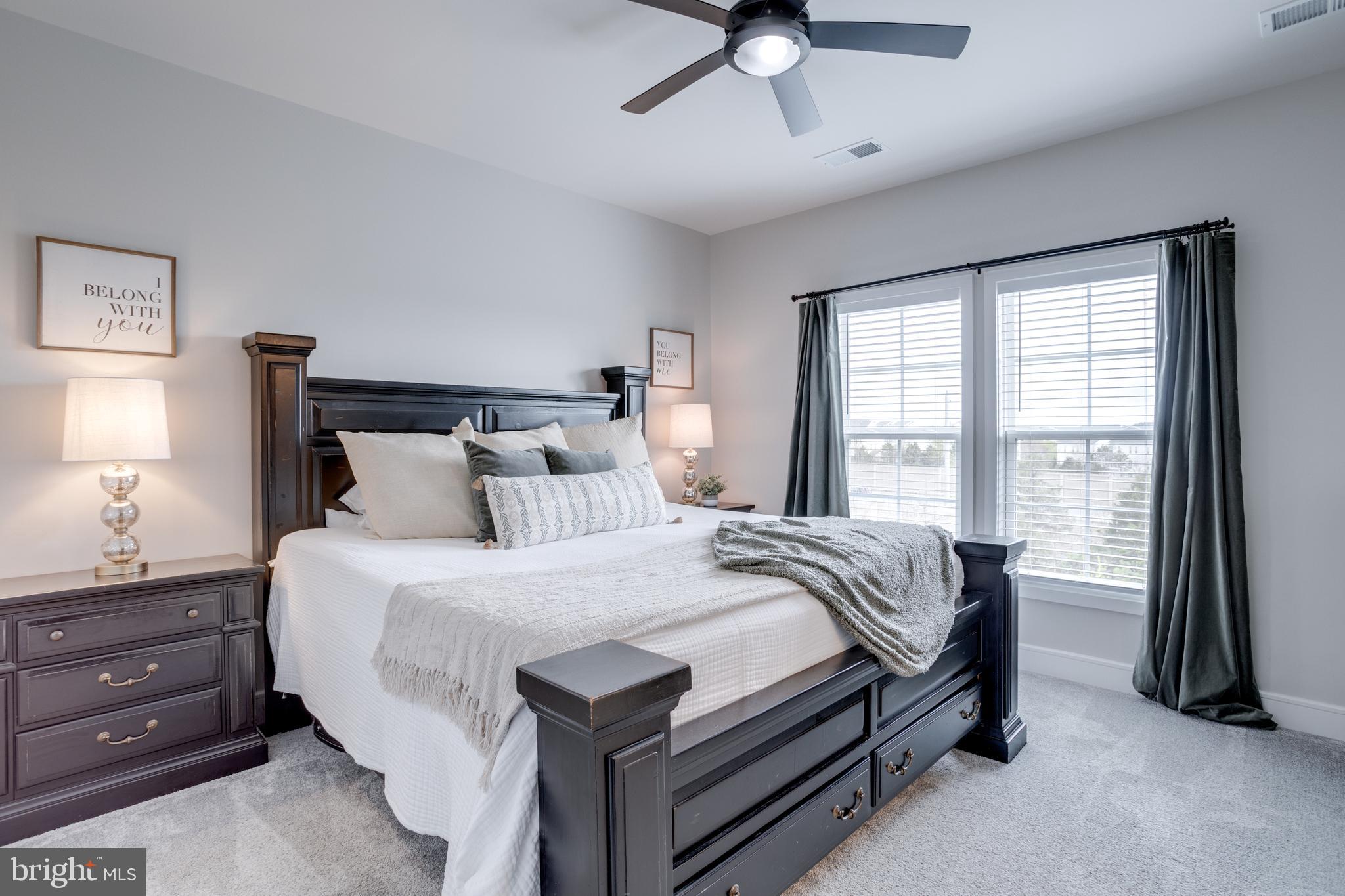 ROBINSON MANOR - Residential