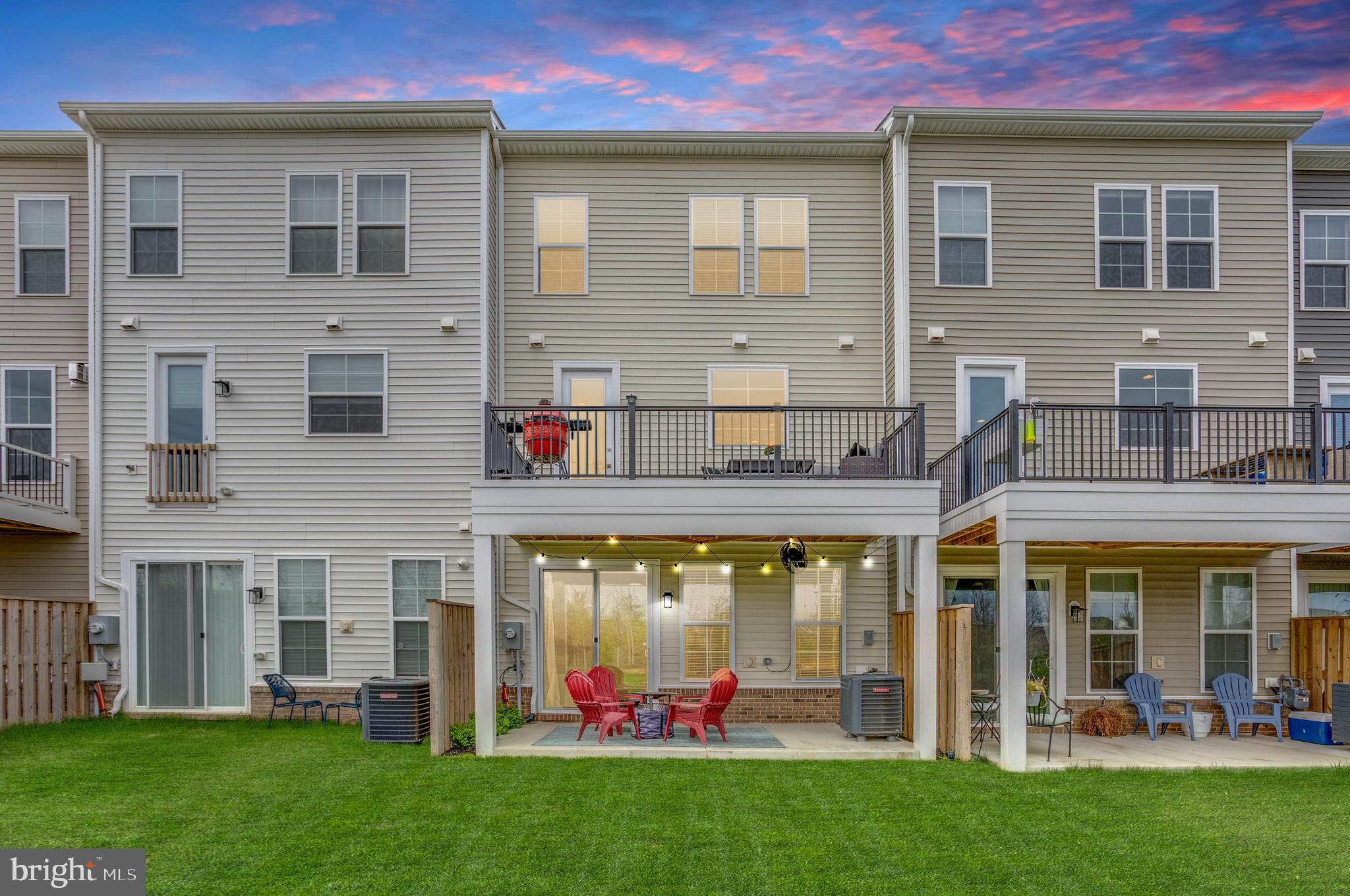 ROBINSON MANOR - Residential