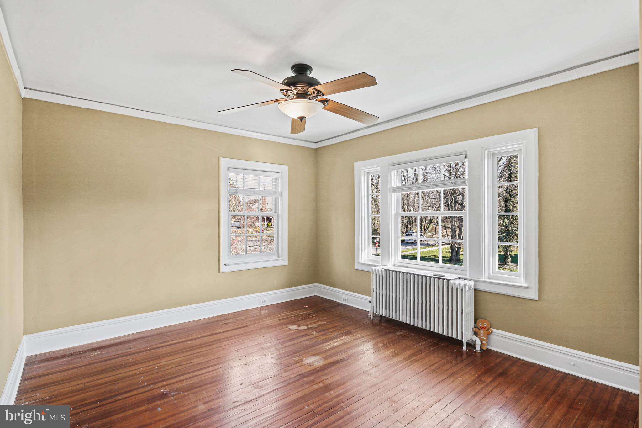 TEN HILLS - Residential