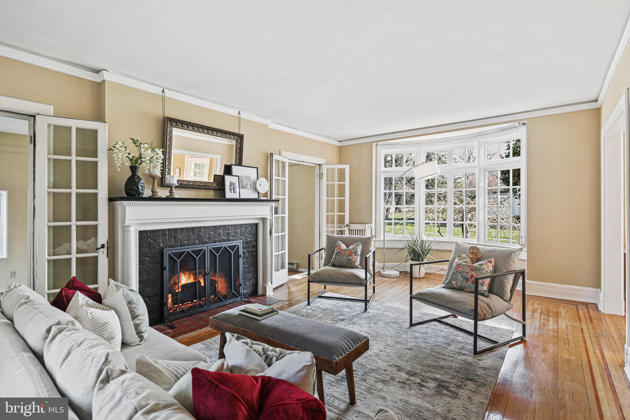 TEN HILLS - Residential