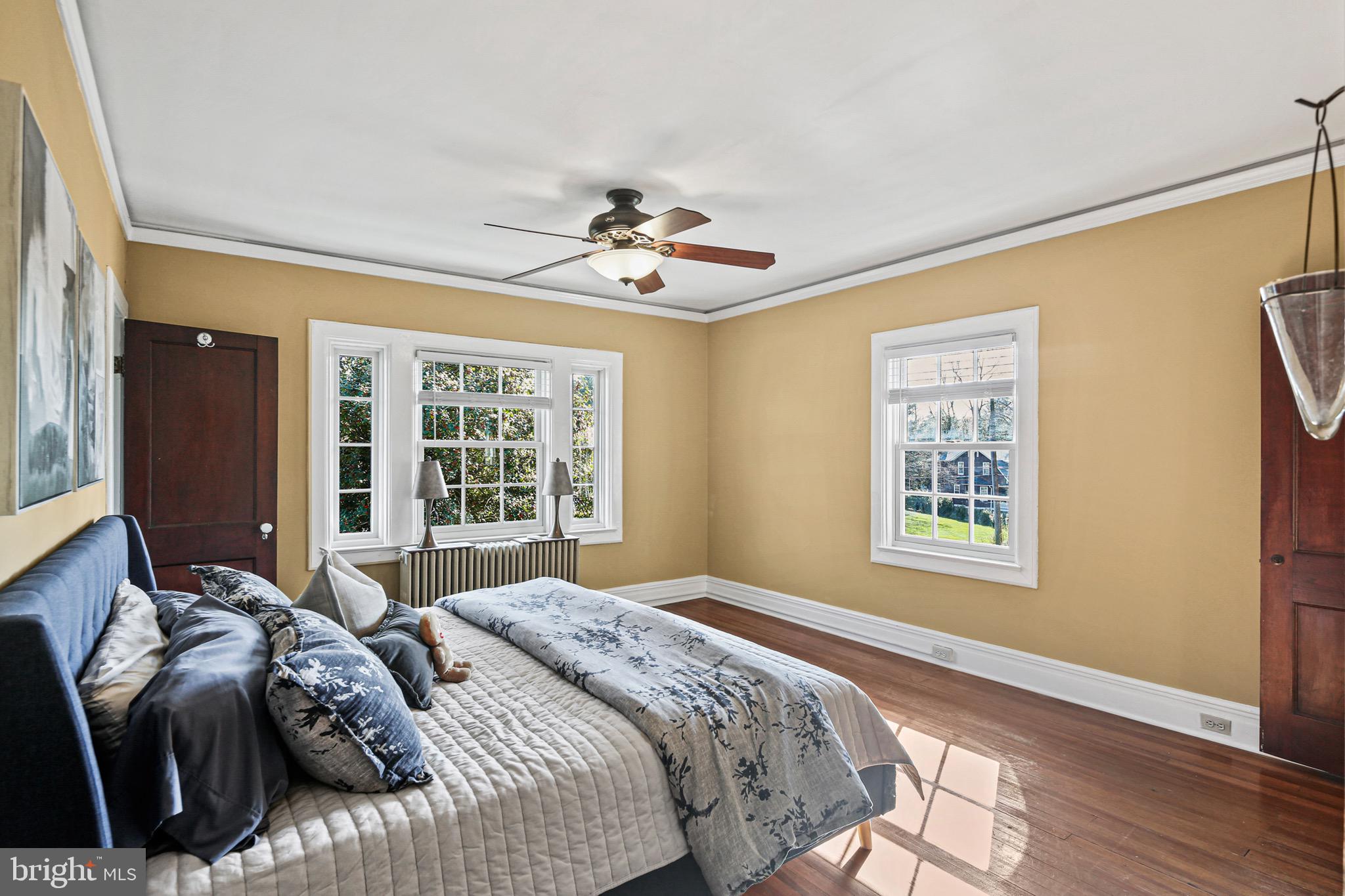 TEN HILLS - Residential