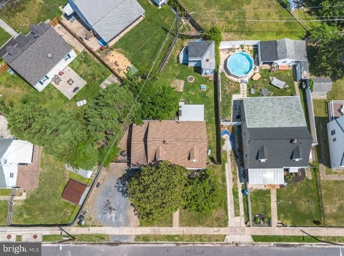 3429 LOGANVIEW DRIVE