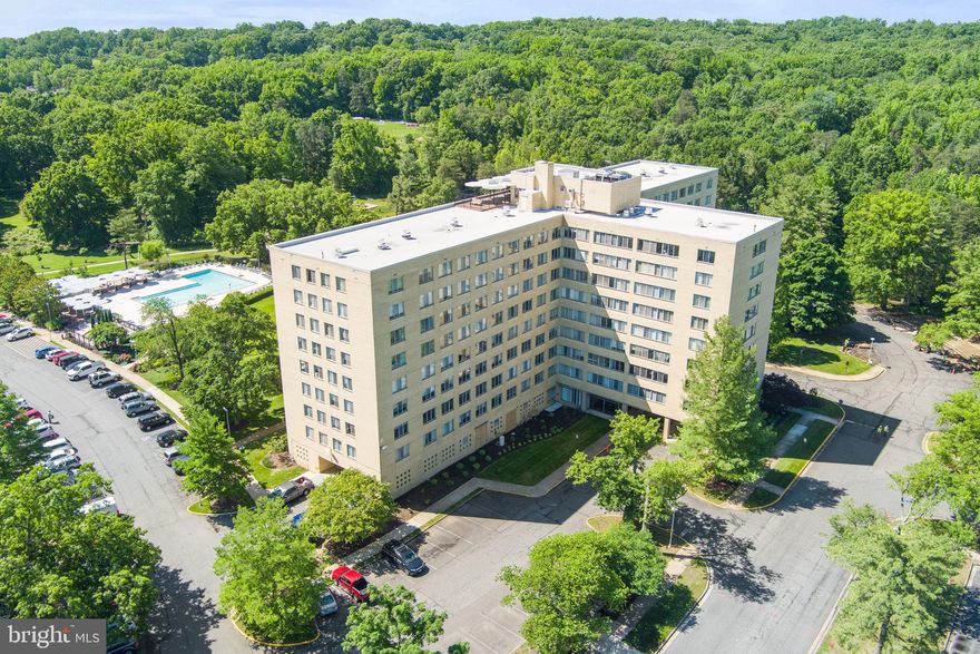 ✨ Freshly Updated & Move-In Ready! ✨**
Welcome to this beautifully refreshed one-bedroom, one-bathroom home in the highly sought-after River Towers Condominiums.  Step inside to discover fresh paint throughout, a brand-new dishwasher, new bathroom vanity and a new ceiling fan—adding comfort and style to every space.
Sunlight pours in through the large windows, filling the home with warmth and natural light. The views are remarkable and the sunsets always catch your eye. The spacious living room flows seamlessly into a dining area and well-equipped kitchen—perfect for both relaxing and entertaining. The large bedroom offers a peaceful retreat, complemented by a tastefully updated full bath. You’ll also find plenty of storage, including a large walk-in closet and multiple additional closets throughout.  The hardwood floors have been well maintained and add that charm of midcentury modern. 
All utilities (except cable, phone, and internet) are included in the monthly condo fee, making budgeting simple and convenient.
Enjoy an unbeatable location just minutes from **Old Town Alexandria**, **Fort Belvoir**, **National Harbor**, and **Washington, D.C.**. River Towers residents love the abundance of **green space, walking trails, dog park, pool, picnic areas**, and easy access to **public transportation**.

Move right in and start enjoying everything River Towers has to offer—comfort, convenience, and a truly vibrant community!
