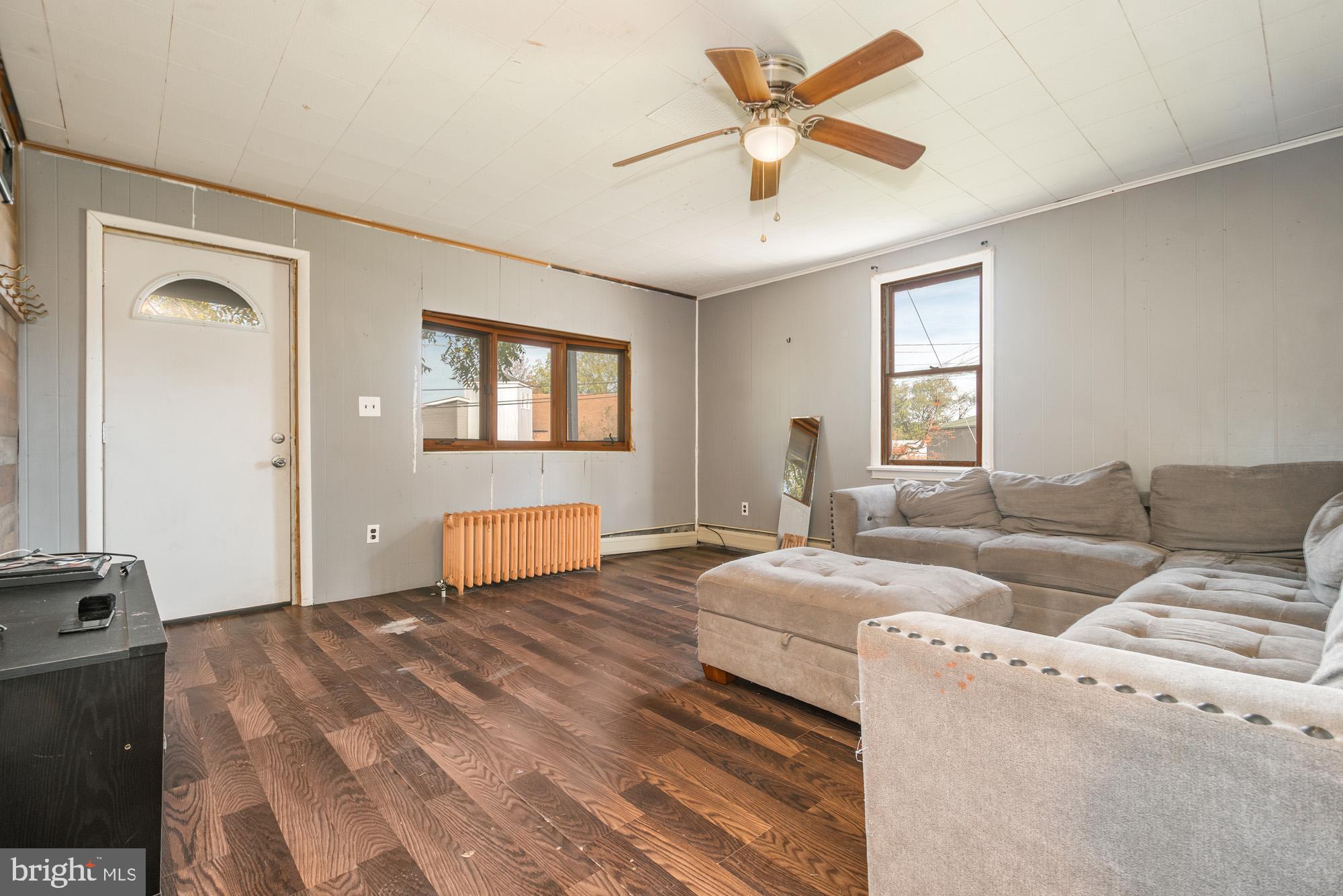 LOCH LYNN - Residential