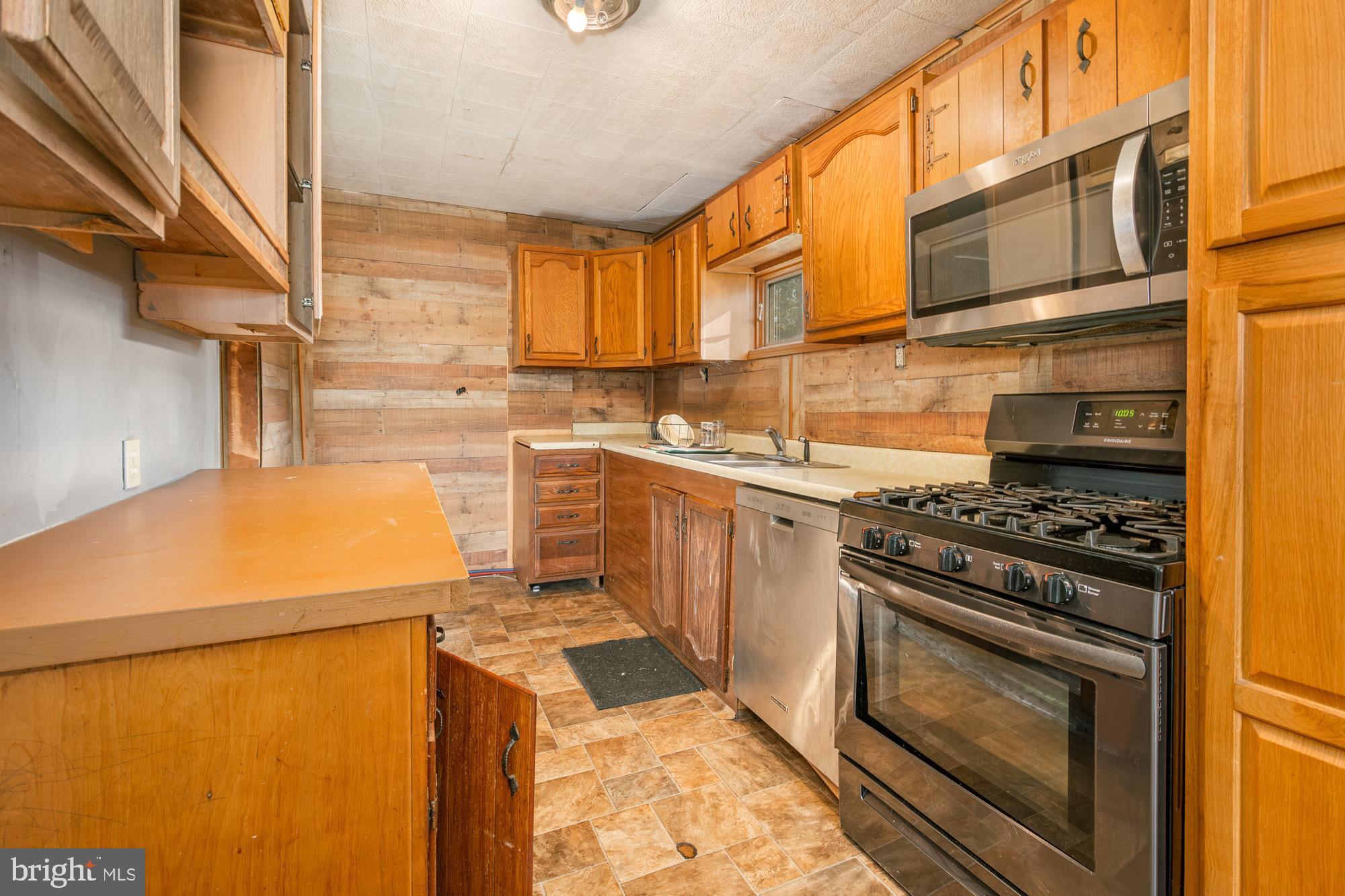 LOCH LYNN - Residential