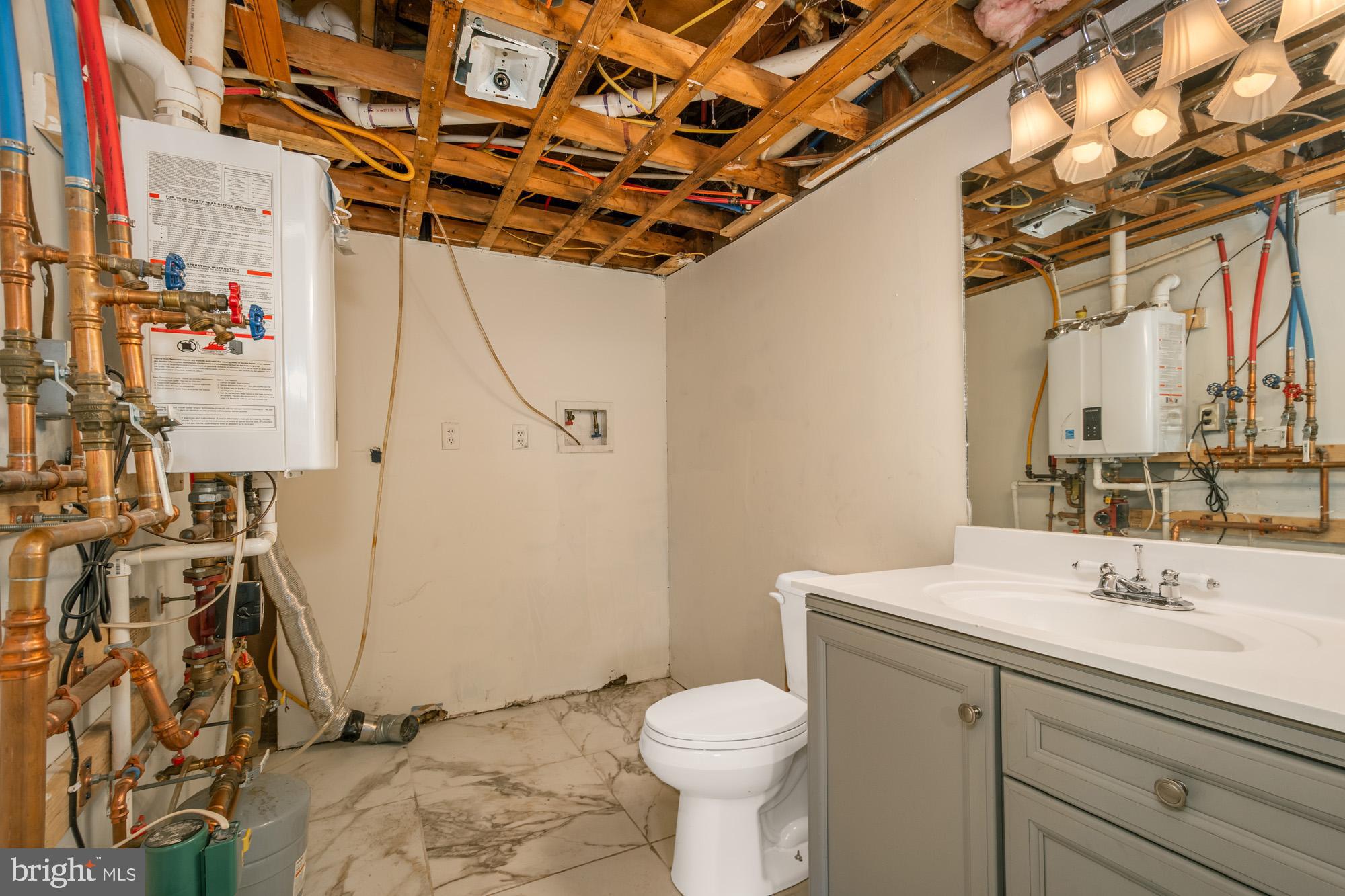 LOCH LYNN - Residential