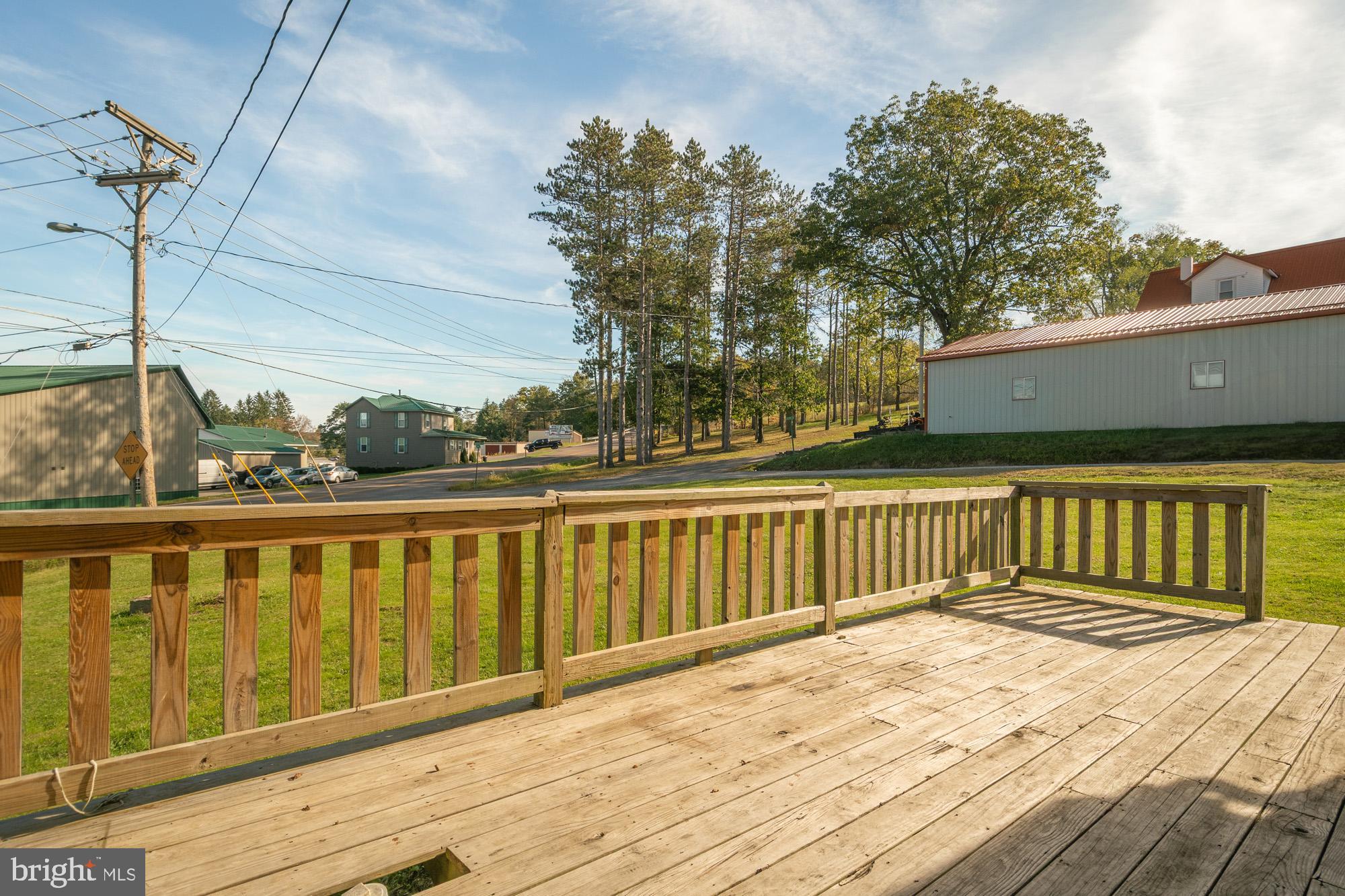 LOCH LYNN - Residential