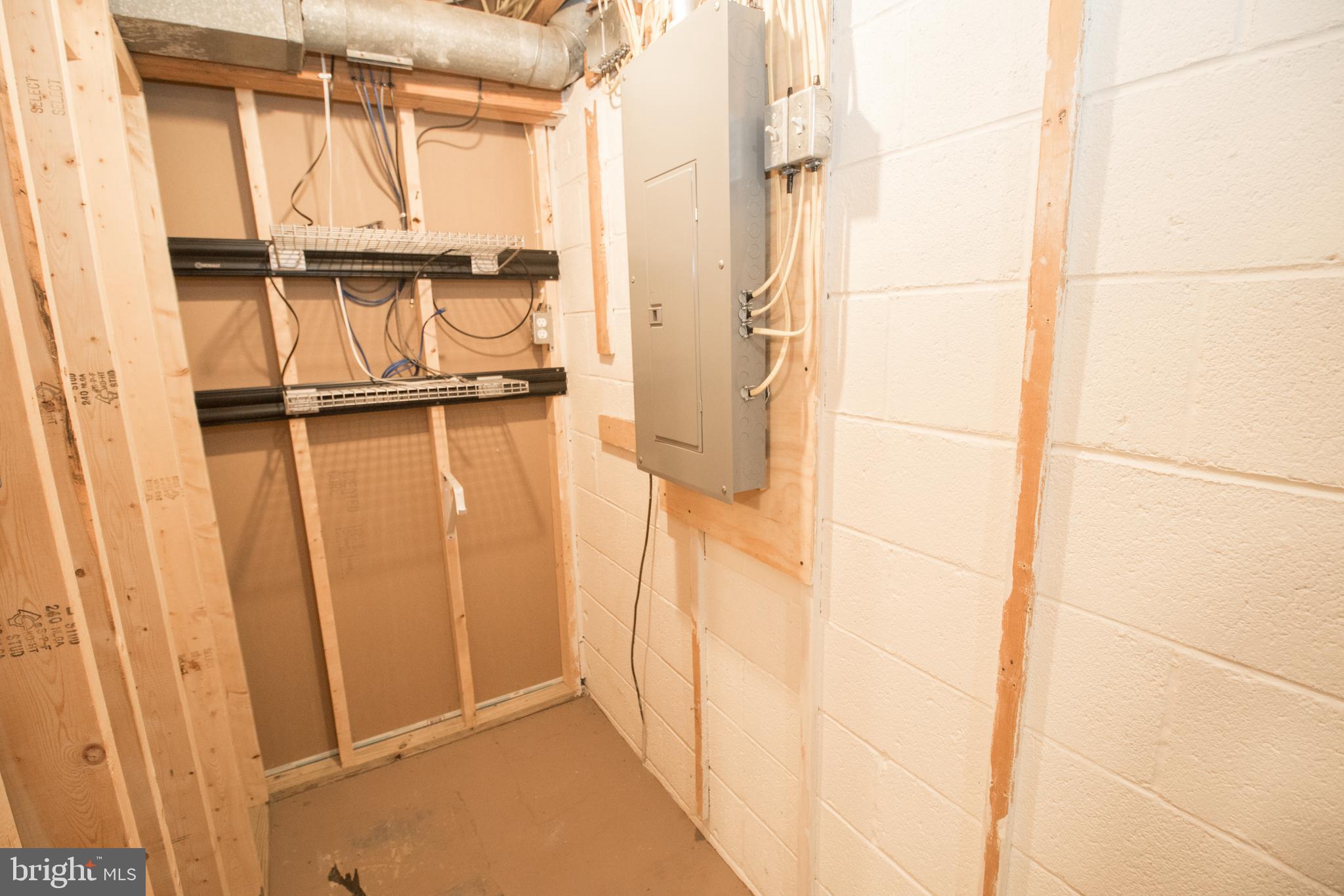 TOWN CREEK - Residential