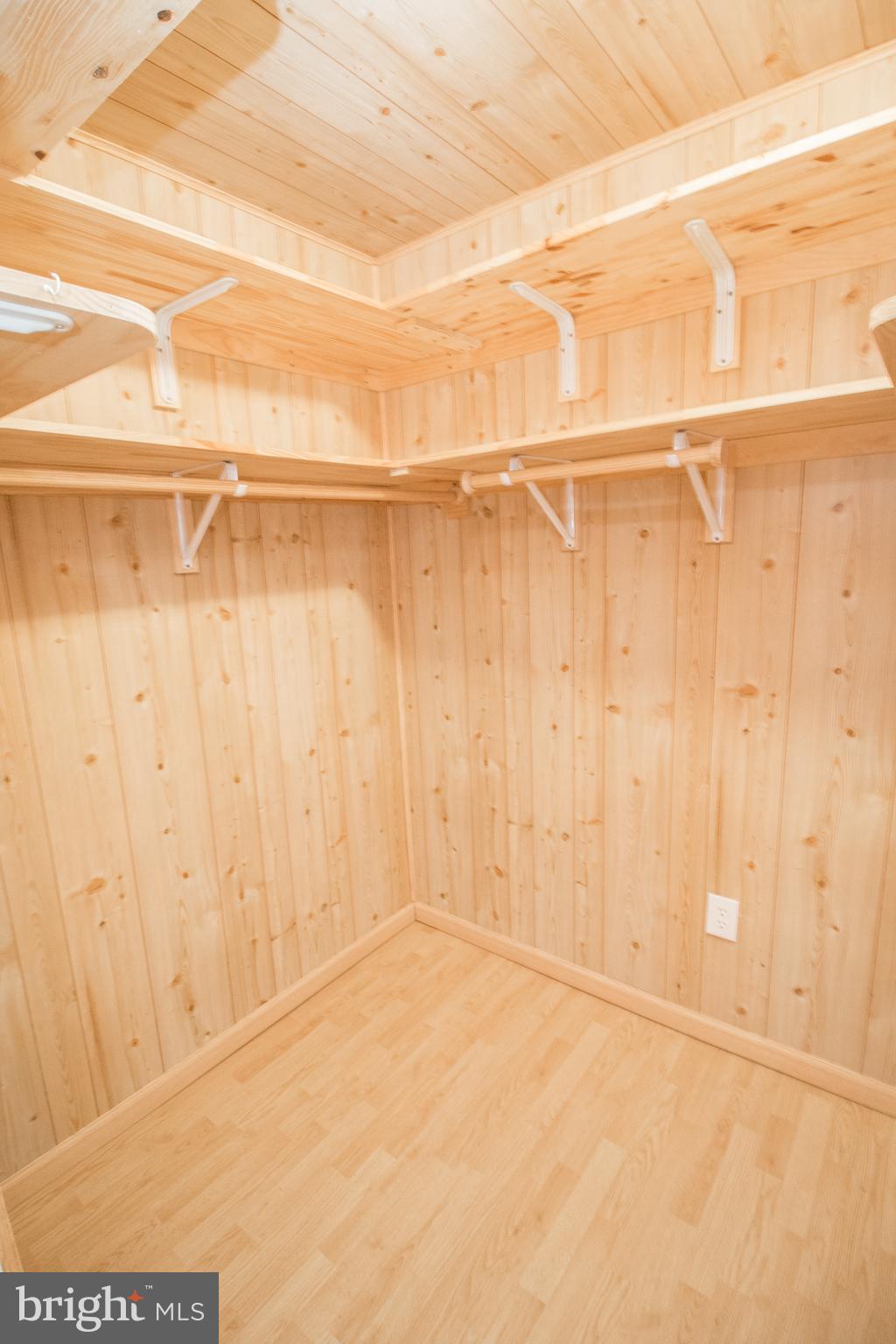 TOWN CREEK - Residential