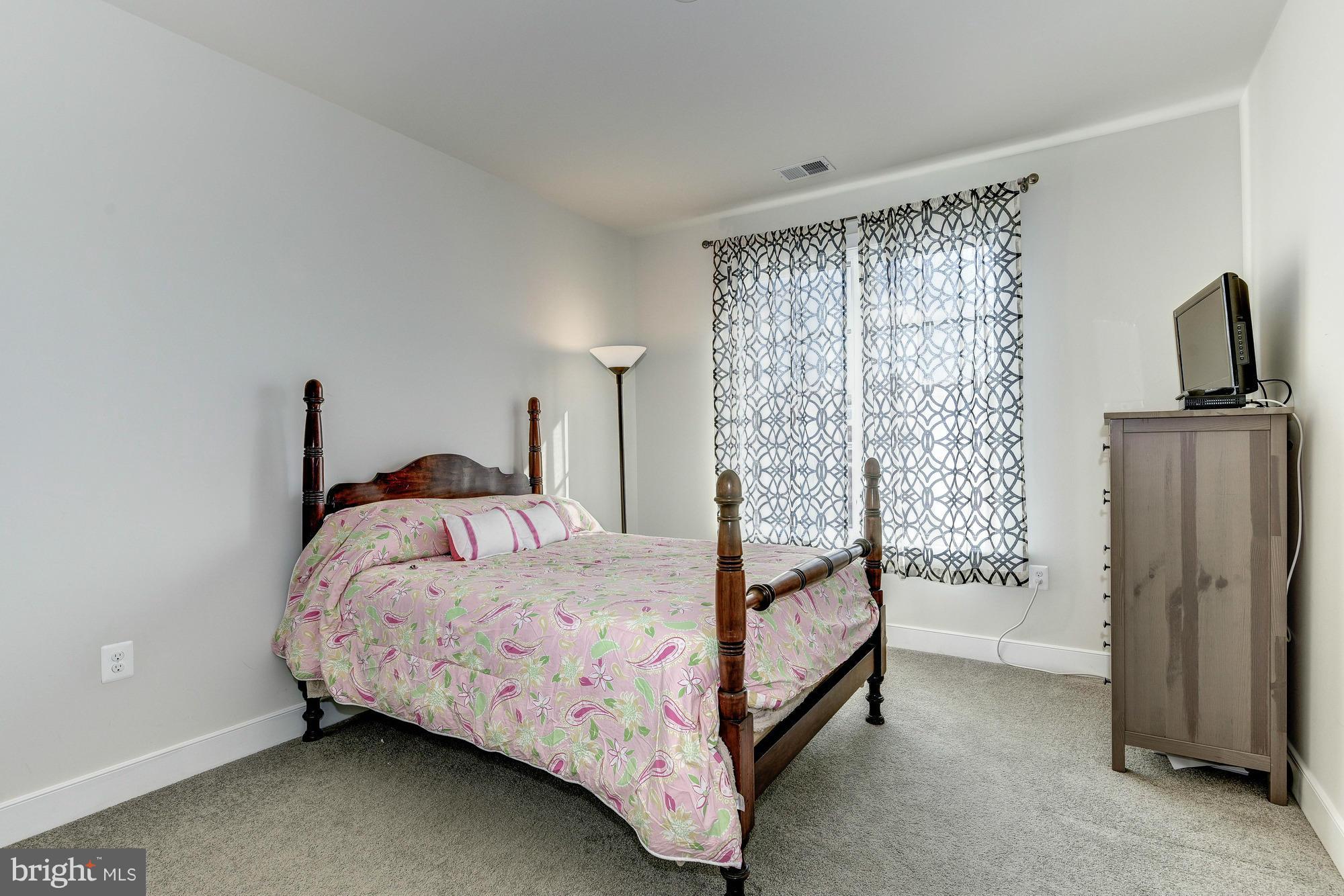 POTOMAC YARD - Residential