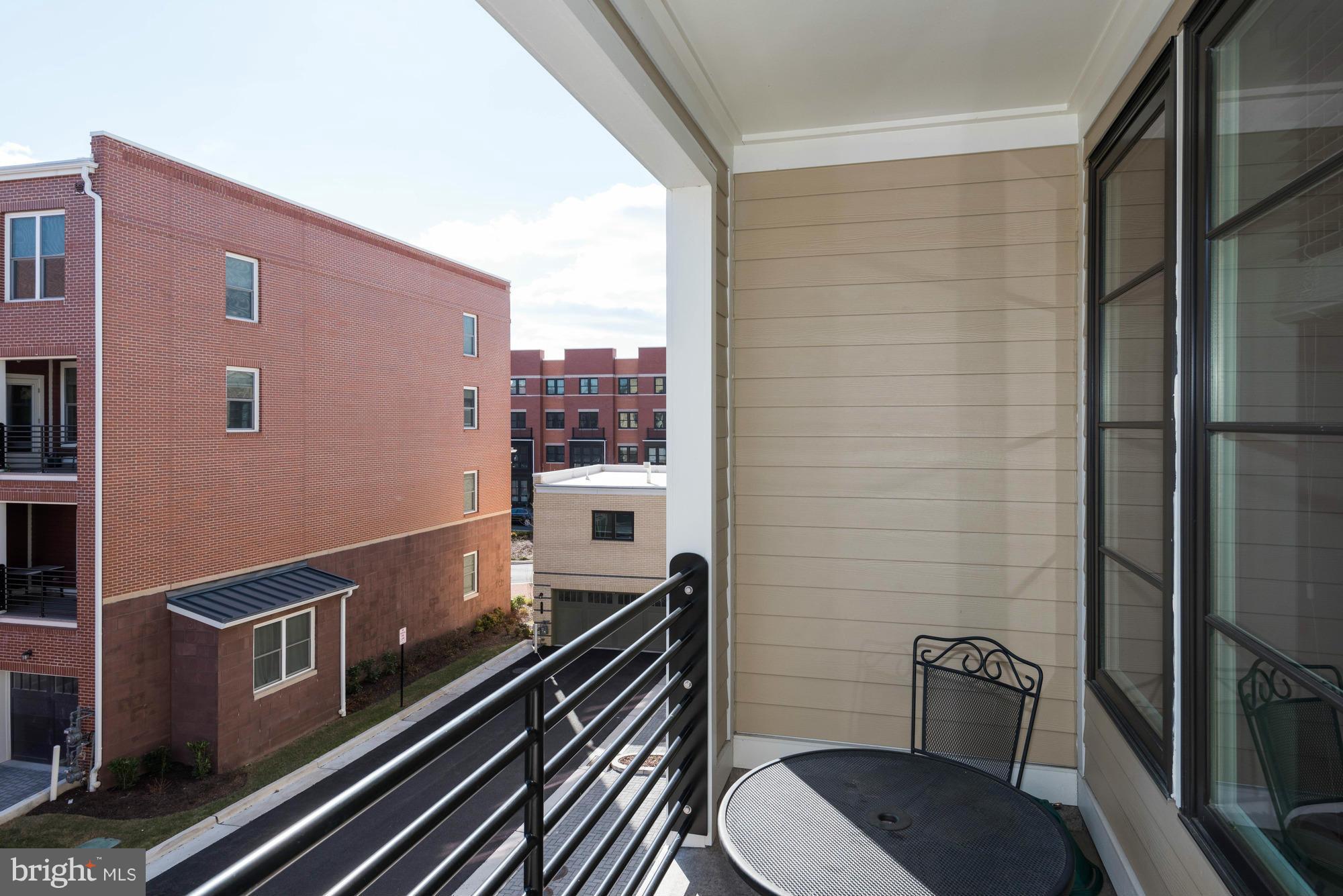 POTOMAC YARD - Residential