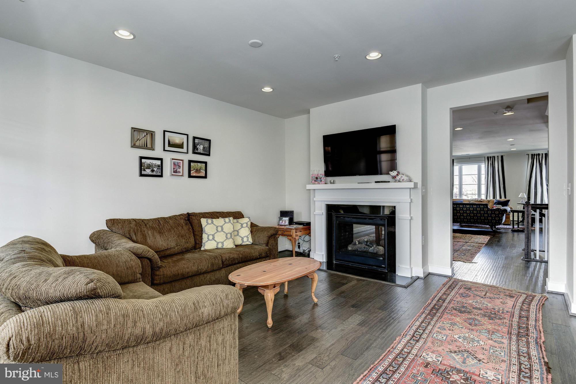 POTOMAC YARD - Residential