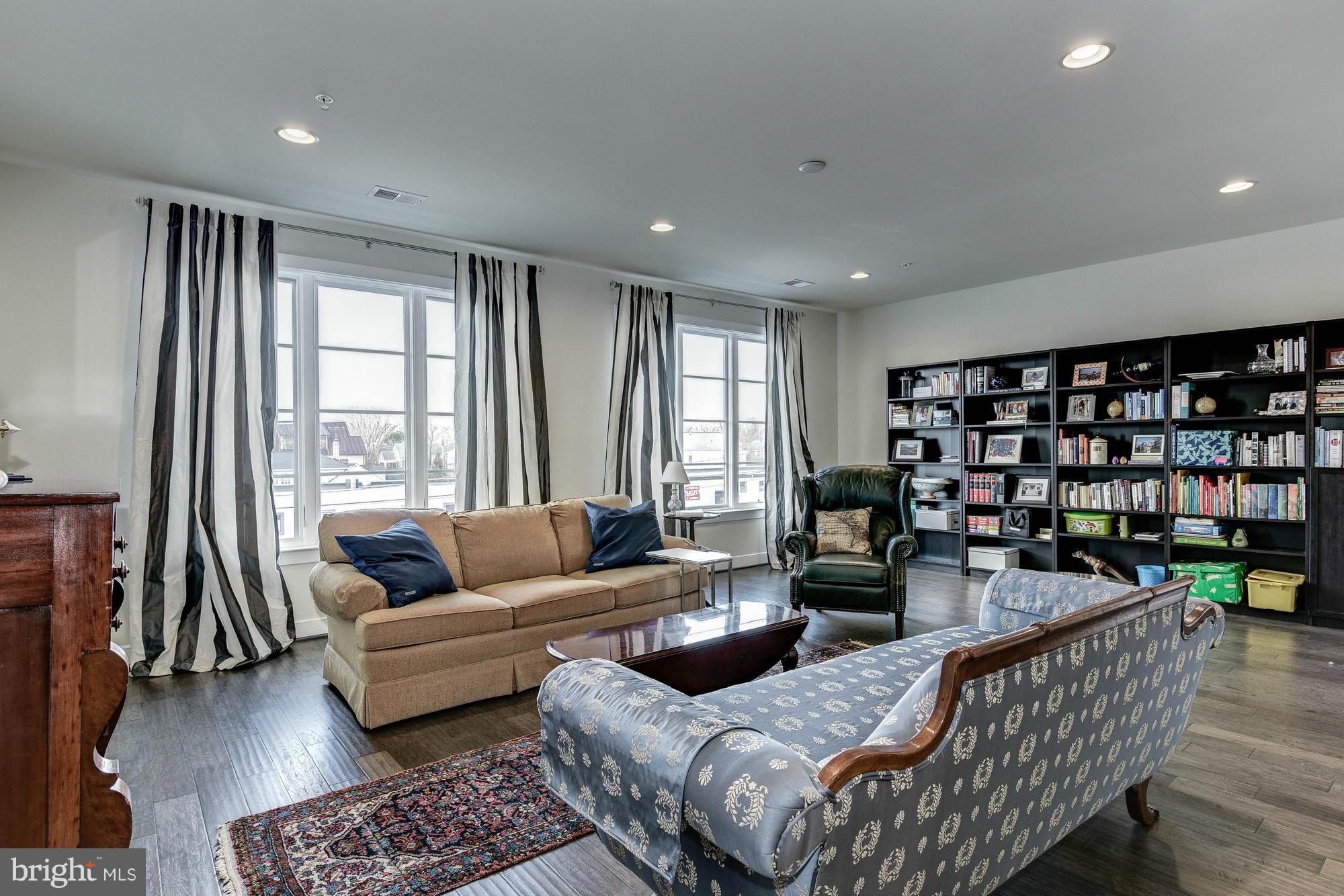 POTOMAC YARD - Residential