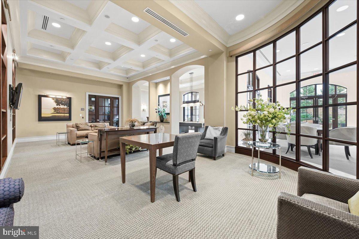 GALLERY AT WHITE FLINT - Residential