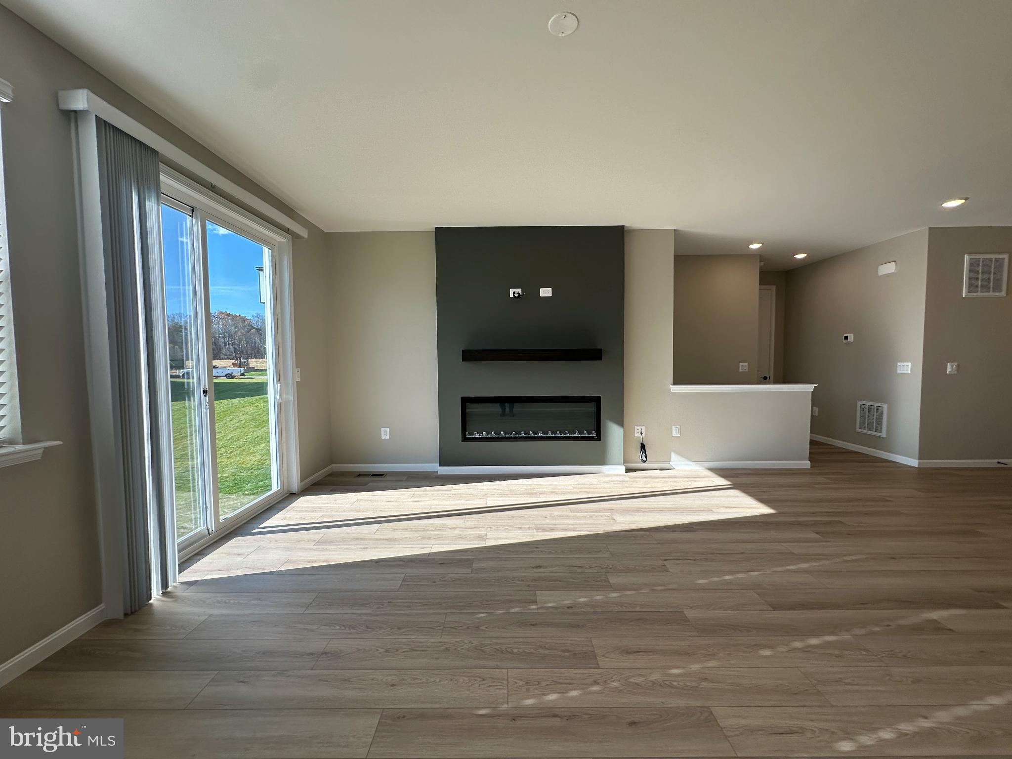 THE GREENS - Residential