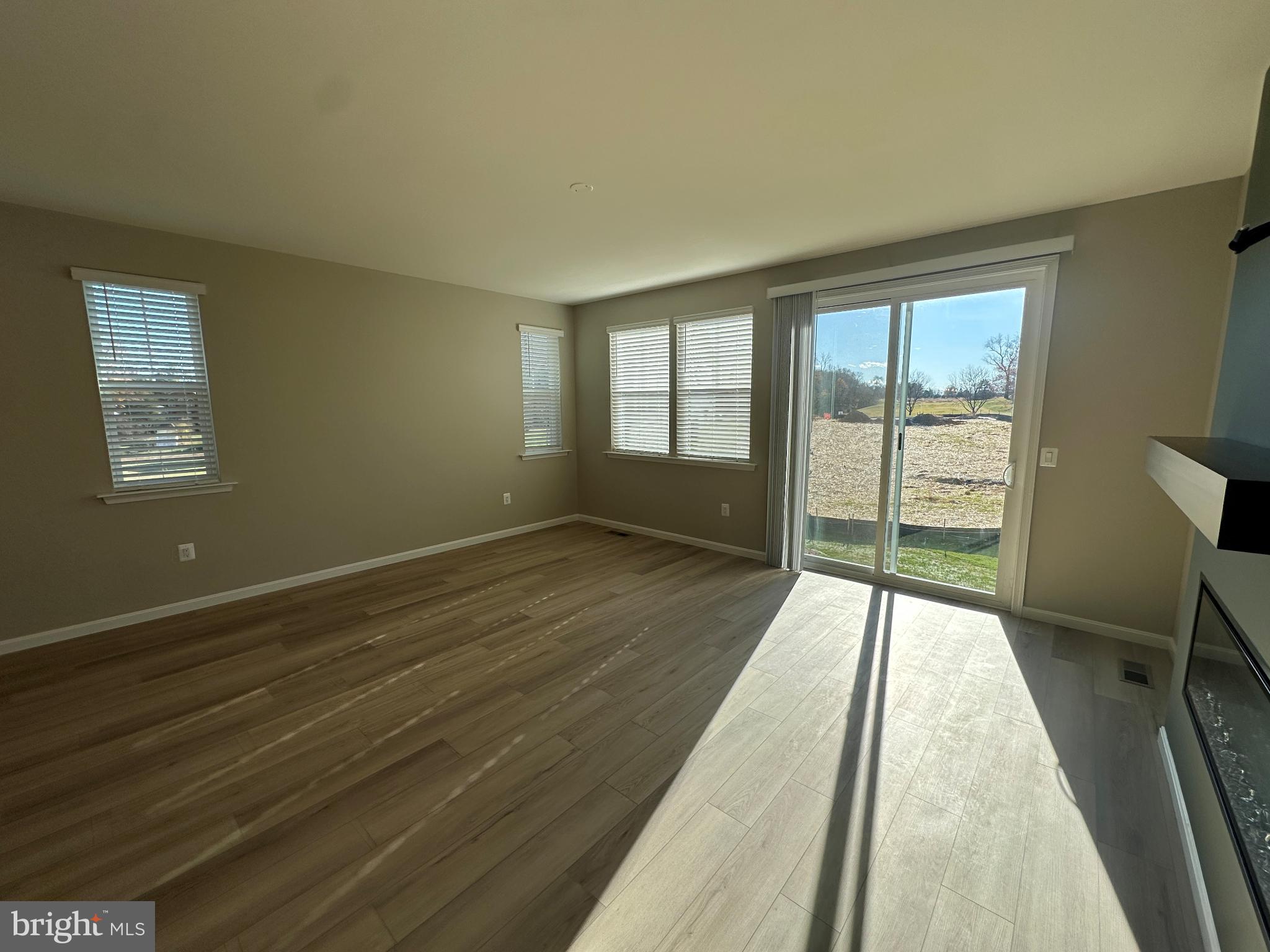 THE GREENS - Residential