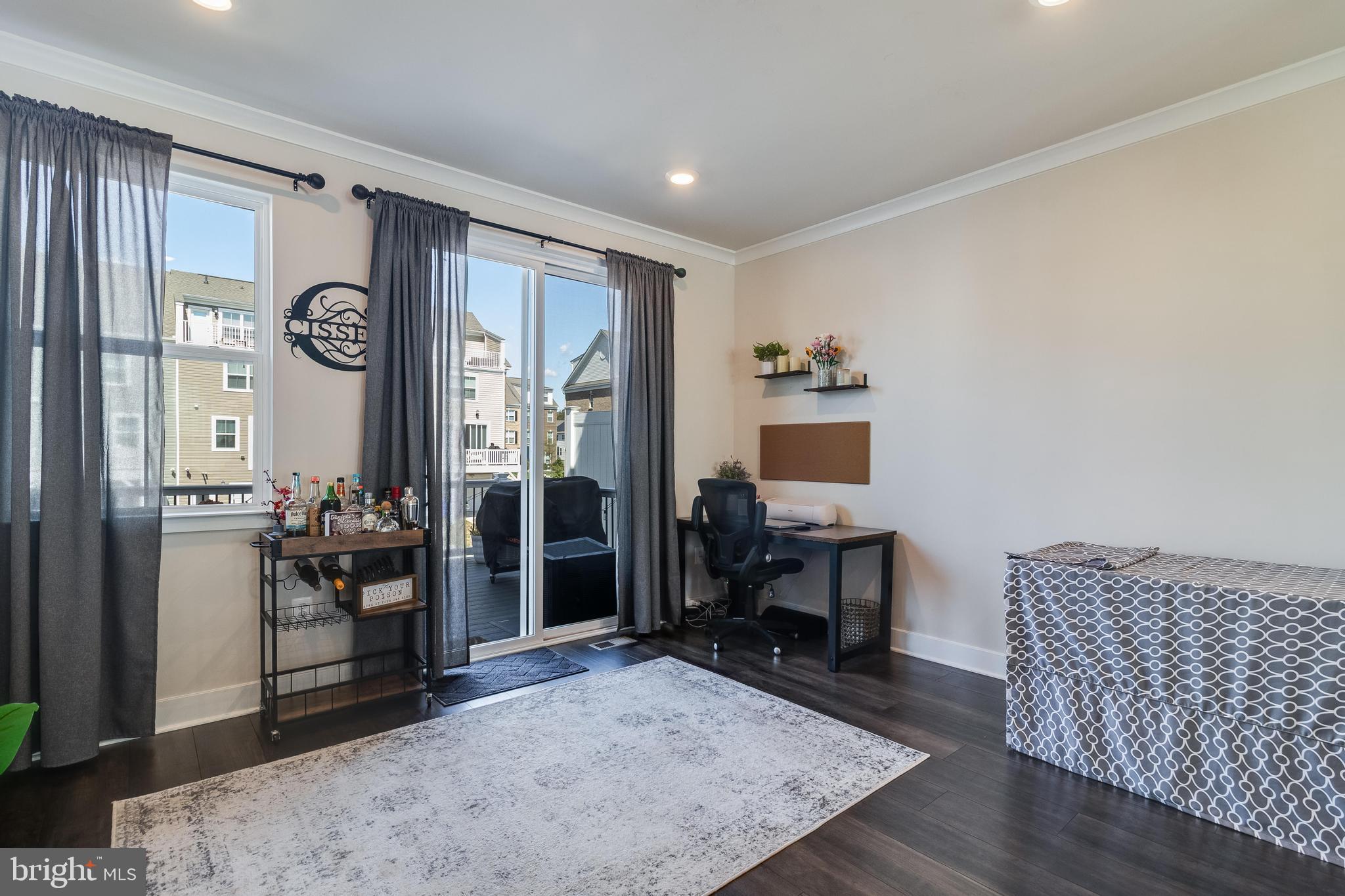 STONEHAVEN - Residential Lease