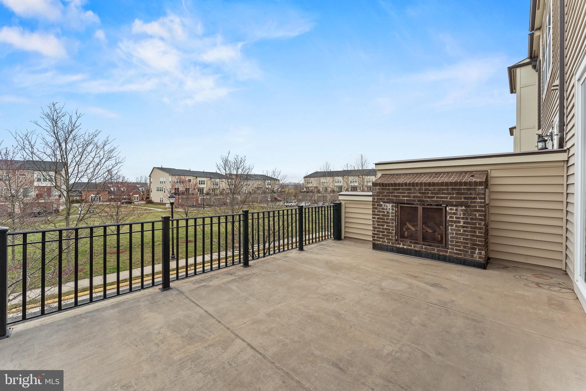 BRAMBLETON LANDBAY 3 - Residential Lease