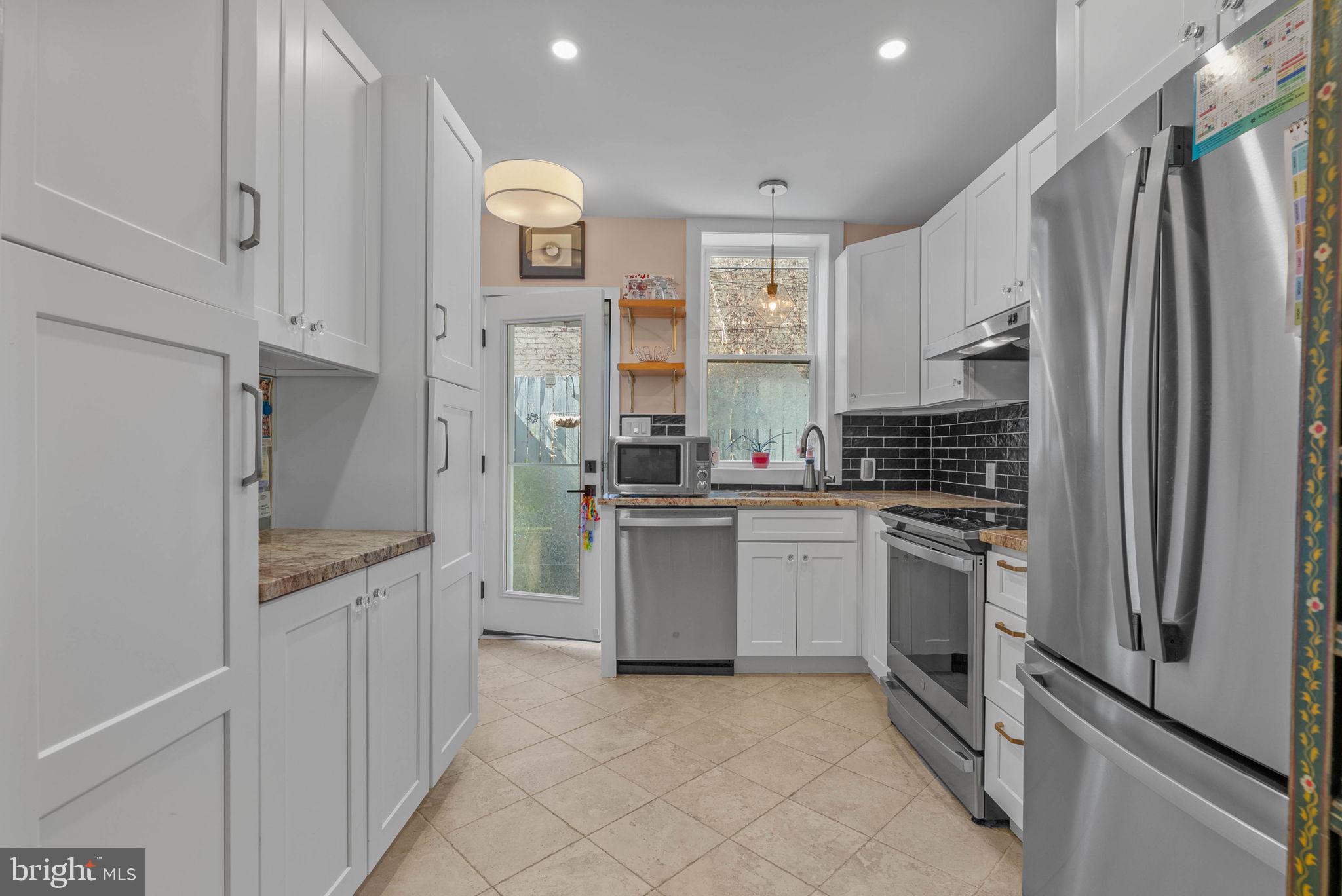 GRADUATE HOSPITAL - Residential