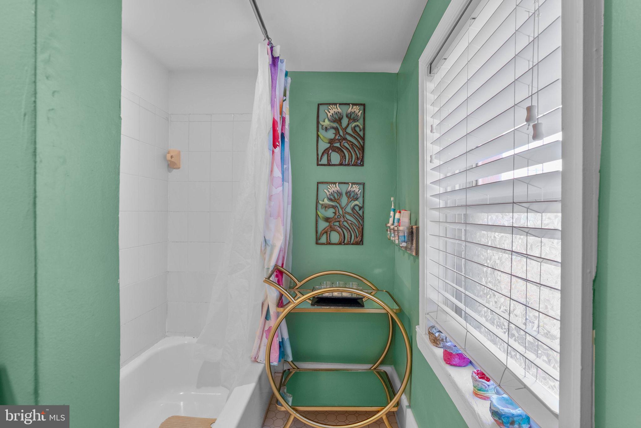 GRADUATE HOSPITAL - Residential