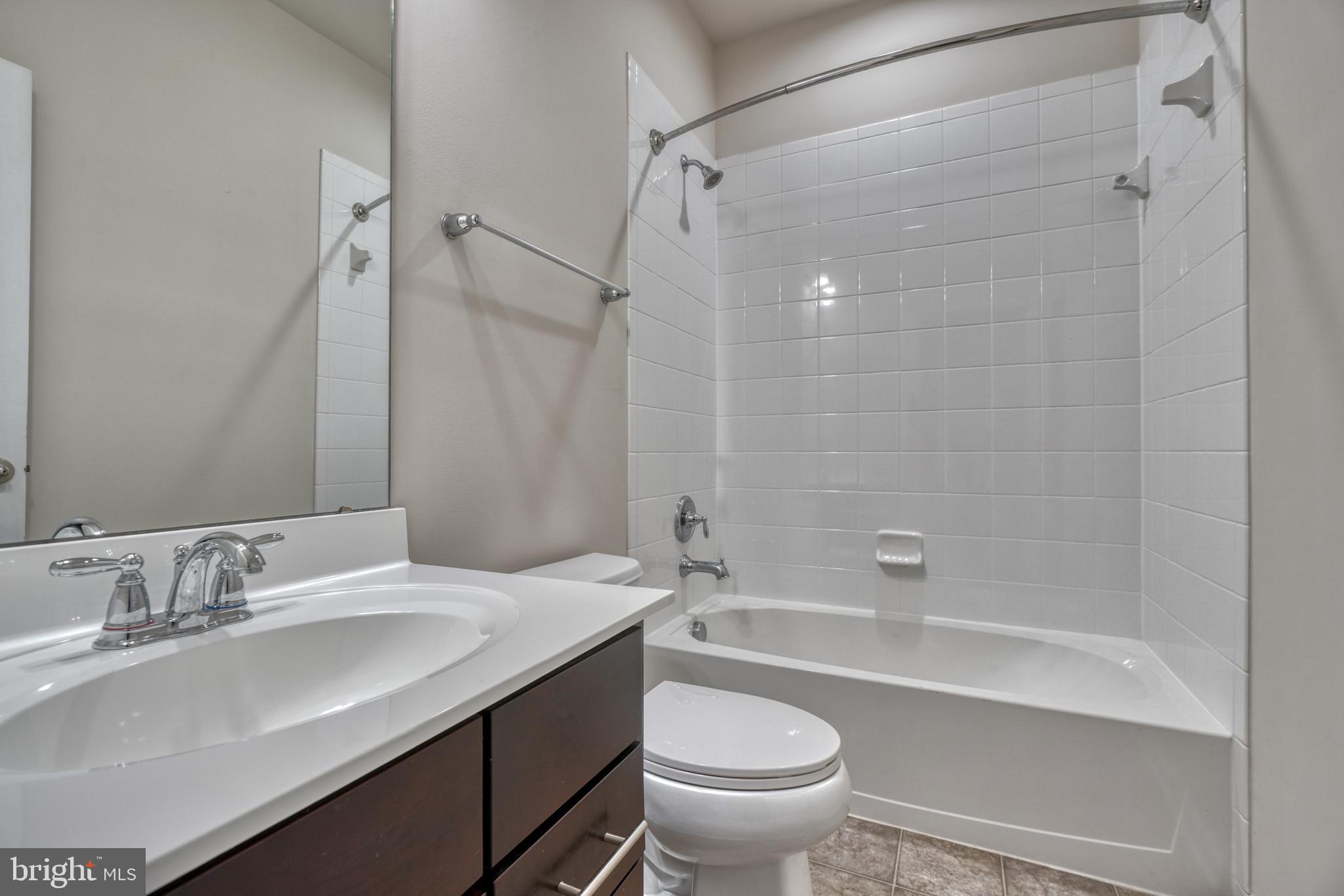 O'DONNELL SQUARE - Residential