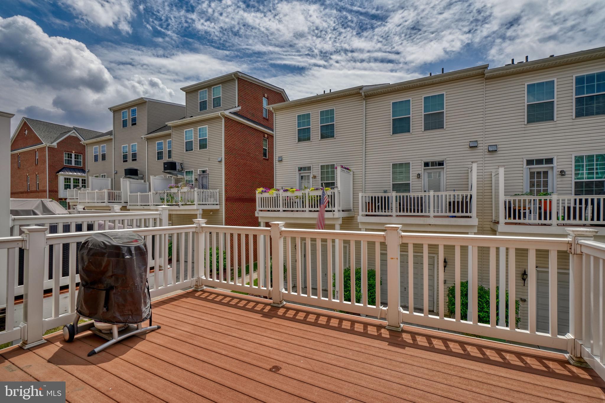 O'DONNELL SQUARE - Residential