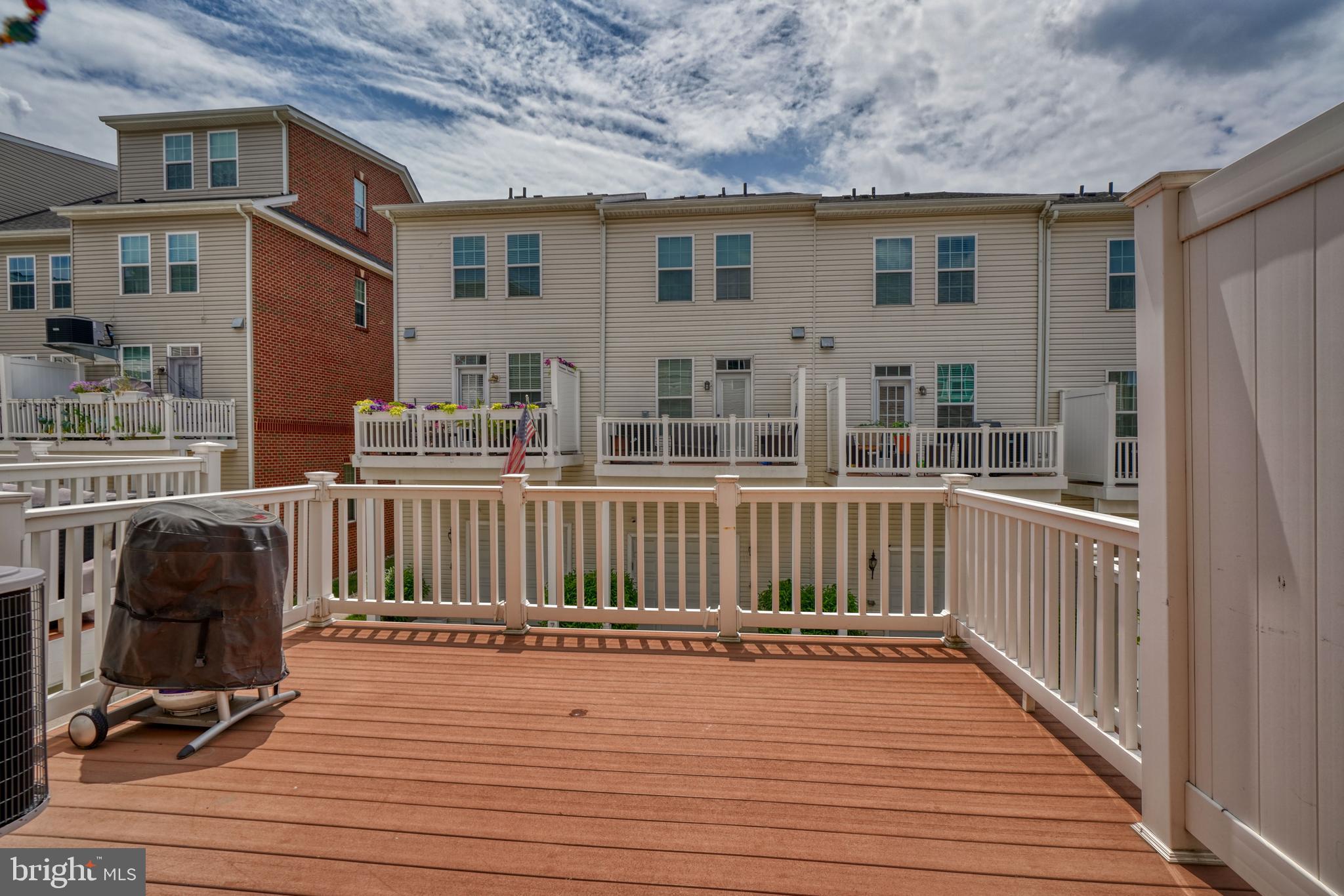 O'DONNELL SQUARE - Residential