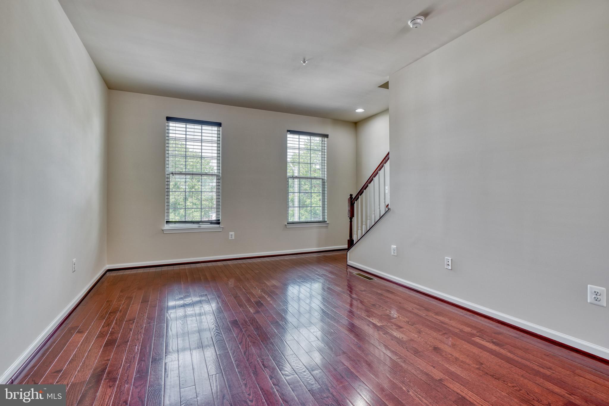 O'DONNELL SQUARE - Residential