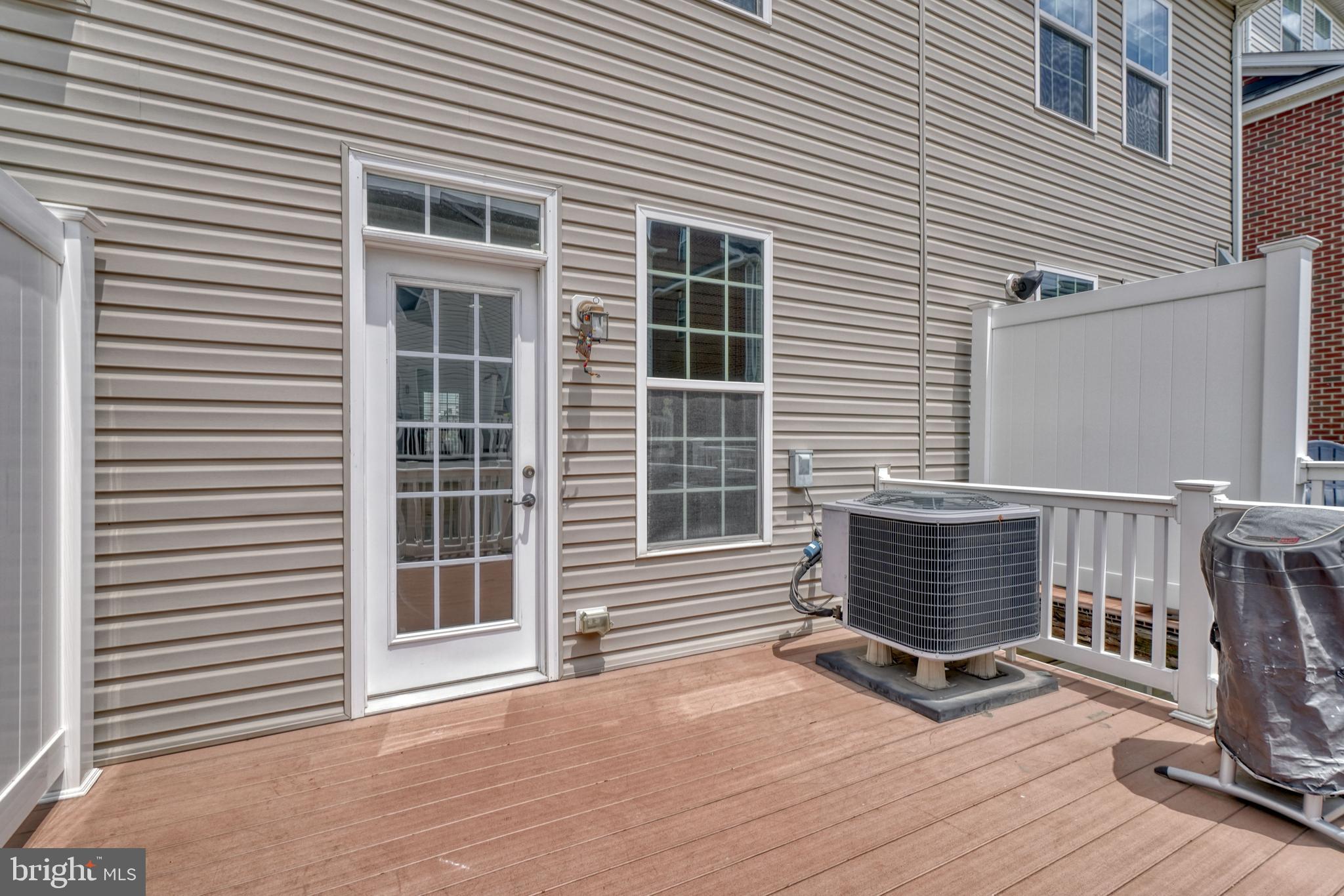 O'DONNELL SQUARE - Residential