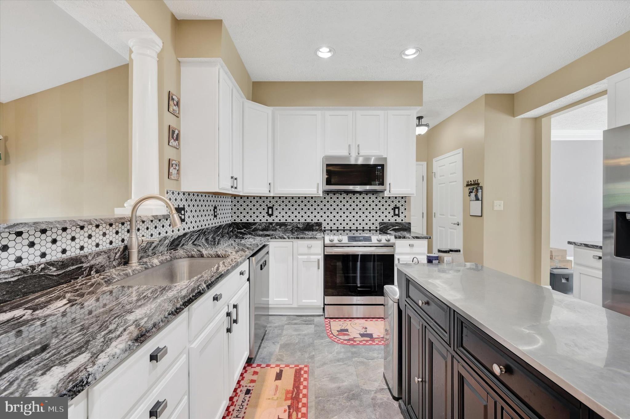 NORTH BROOK - Residential