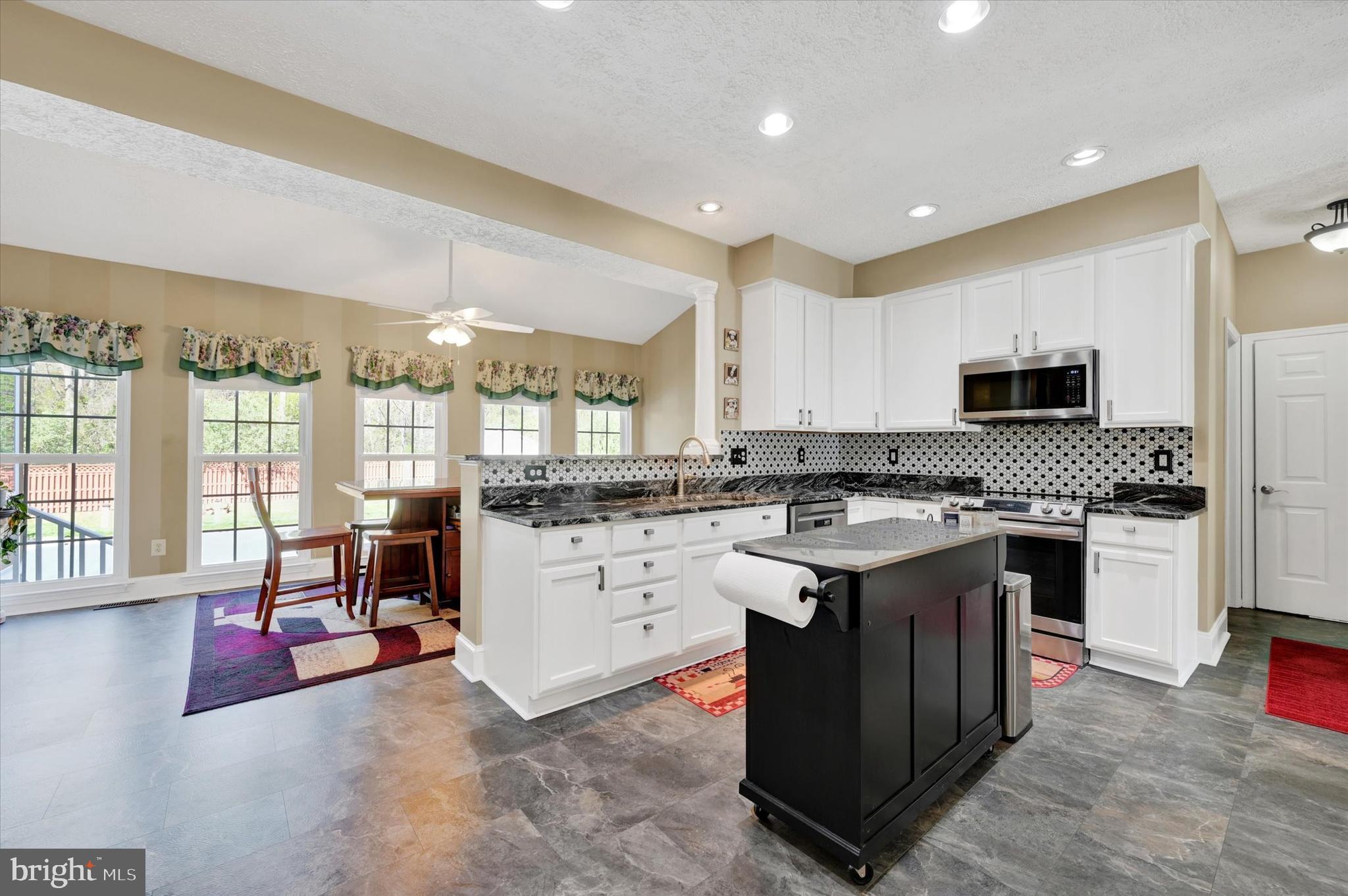 NORTH BROOK - Residential